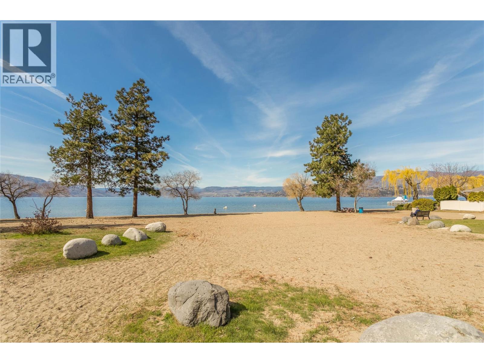 4049 Lakeshore Road Unit# 104, Kelowna, British Columbia  V1W 1V7 - Photo 38 - 10388772