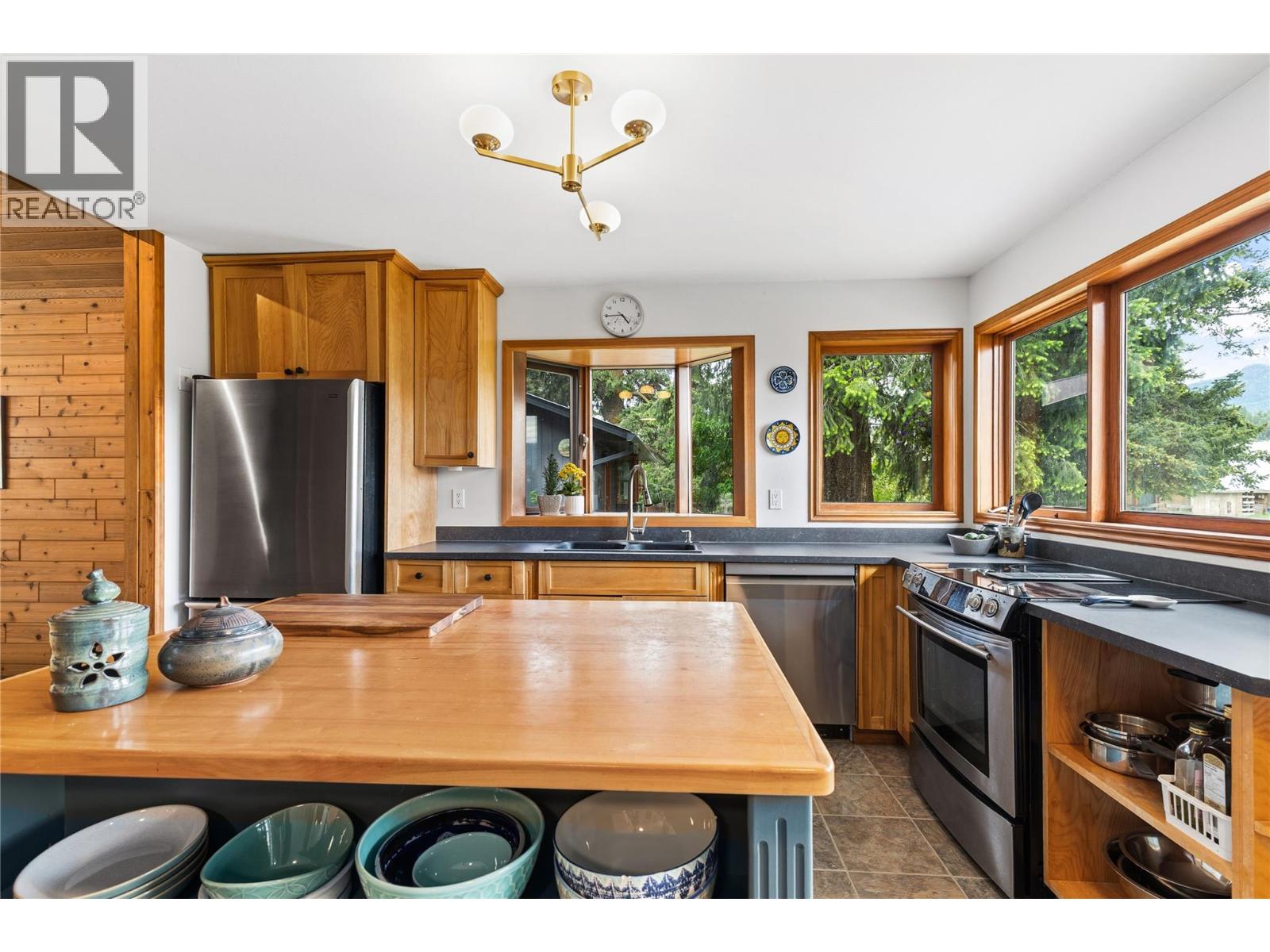 5425 Petworth Road, Coldstream, British Columbia  V1B 3E2 - Photo 23 - 10388695