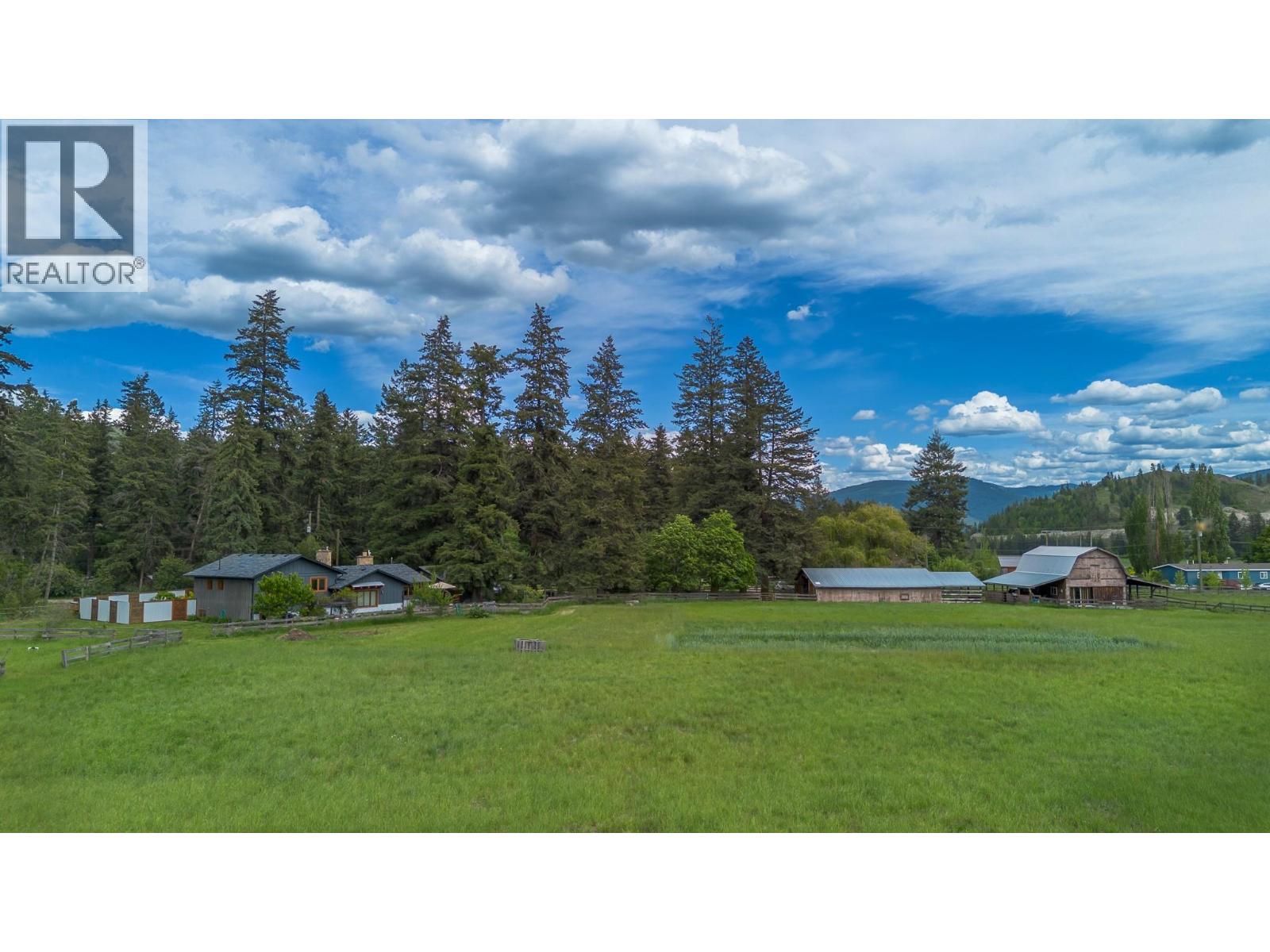 5425 Petworth Road, Coldstream, British Columbia  V1B 3E2 - Photo 4 - 10388695