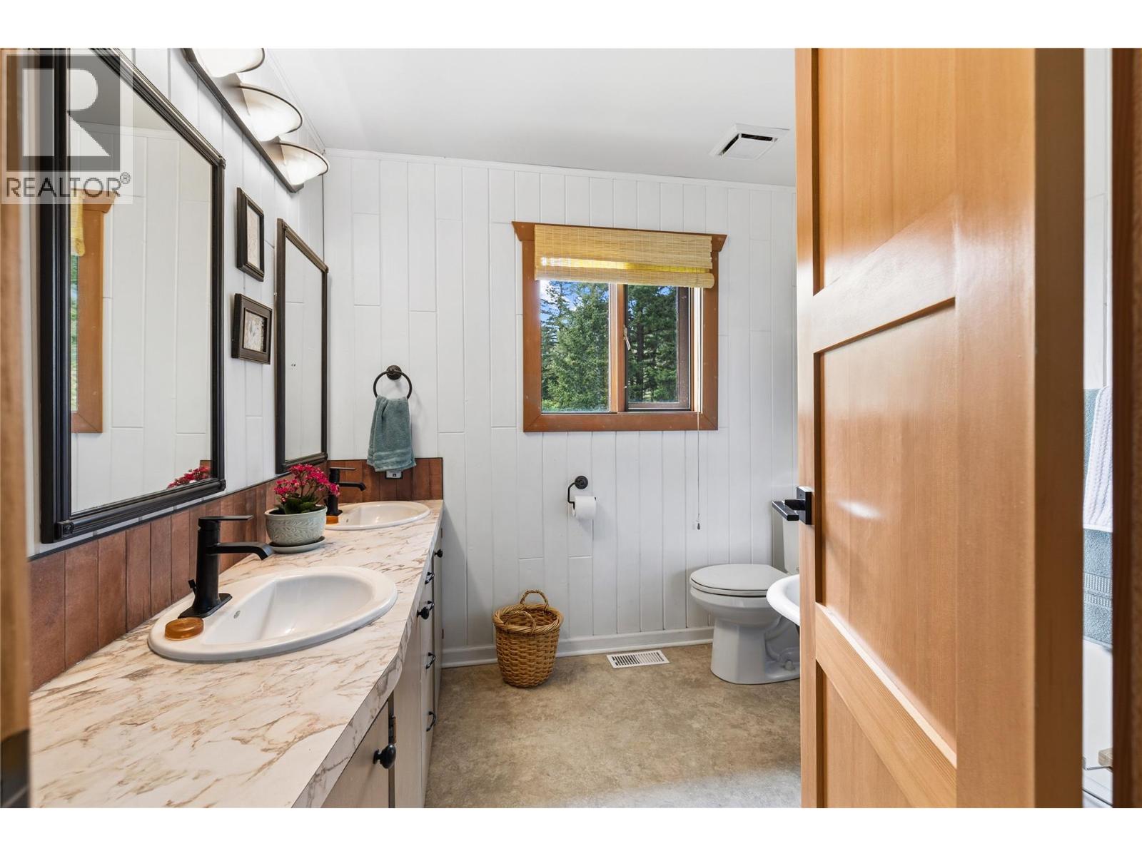 5425 Petworth Road, Coldstream, British Columbia  V1B 3E2 - Photo 51 - 10388695
