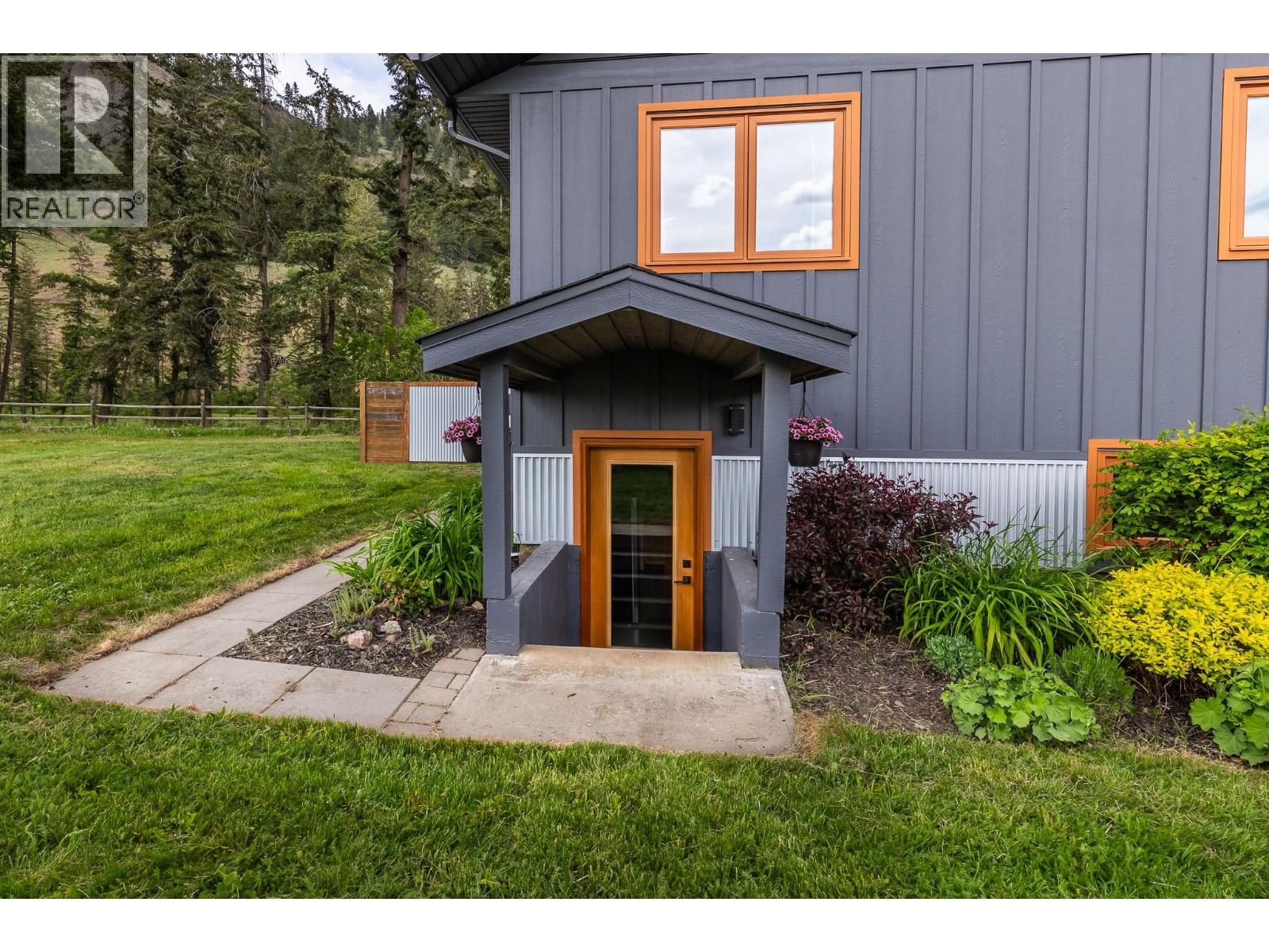 5425 Petworth Road, Coldstream, British Columbia  V1B 3E2 - Photo 61 - 10388695