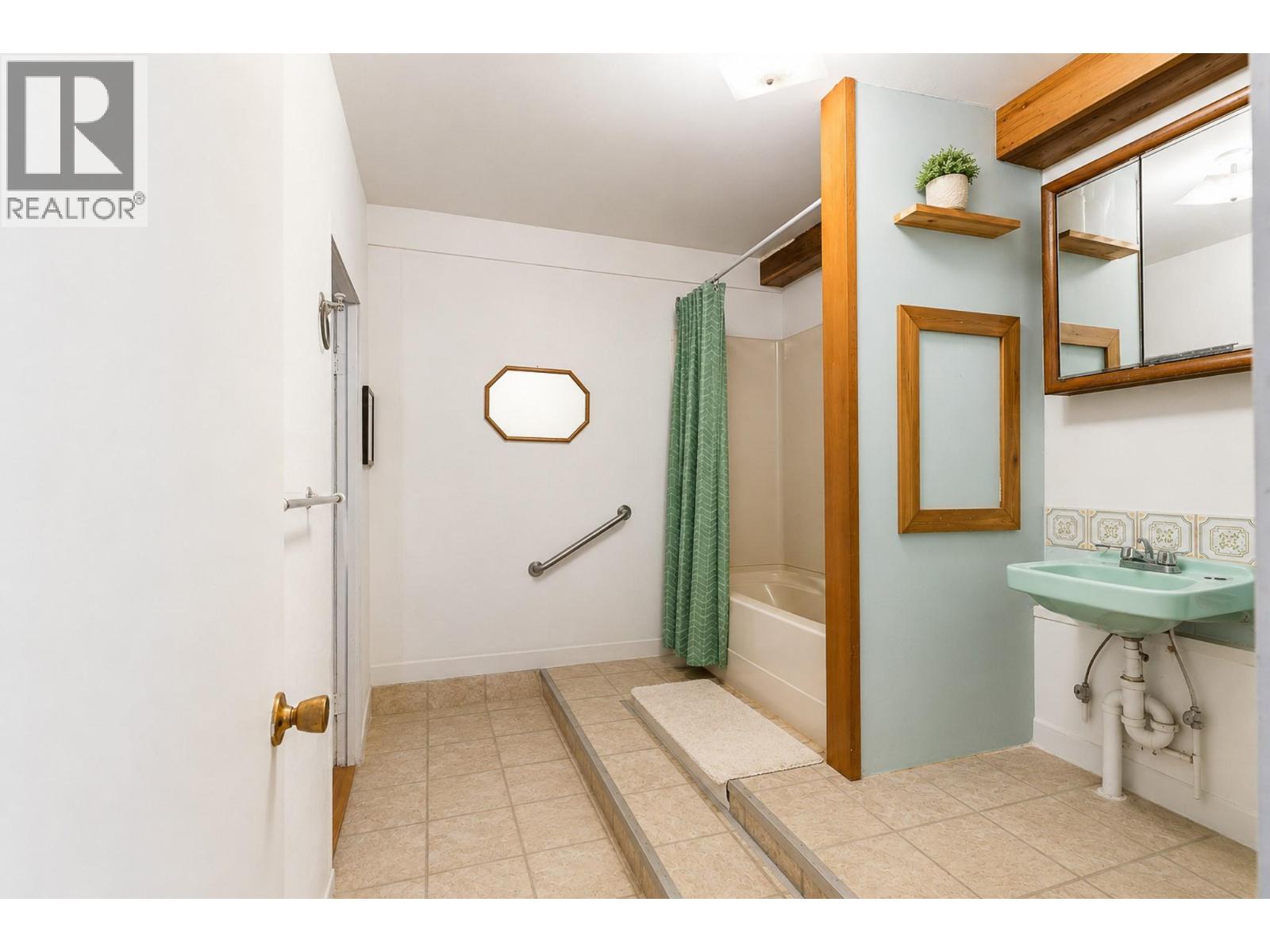 5425 Petworth Road, Coldstream, British Columbia  V1B 3E2 - Photo 78 - 10388695