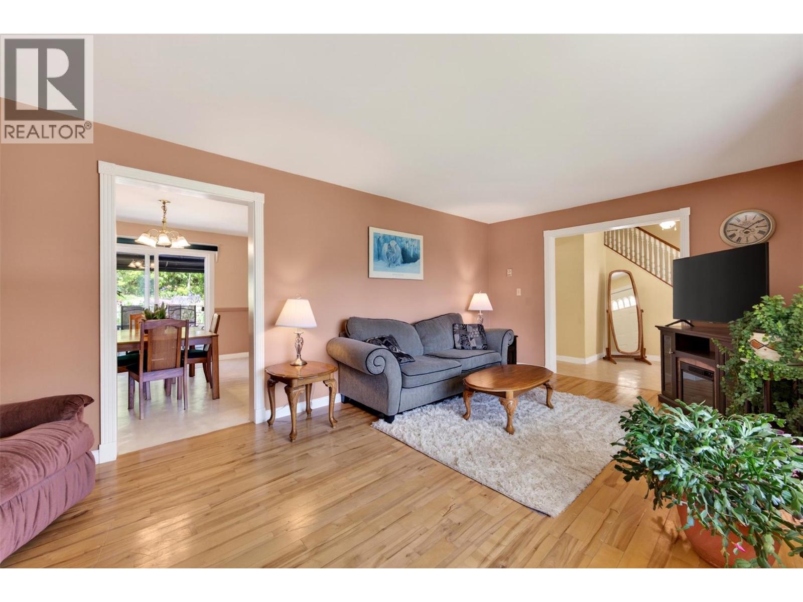 3865 Bonnington Road, Nelson, British Columbia  V0G 2G3 - Photo 4 - 10388926