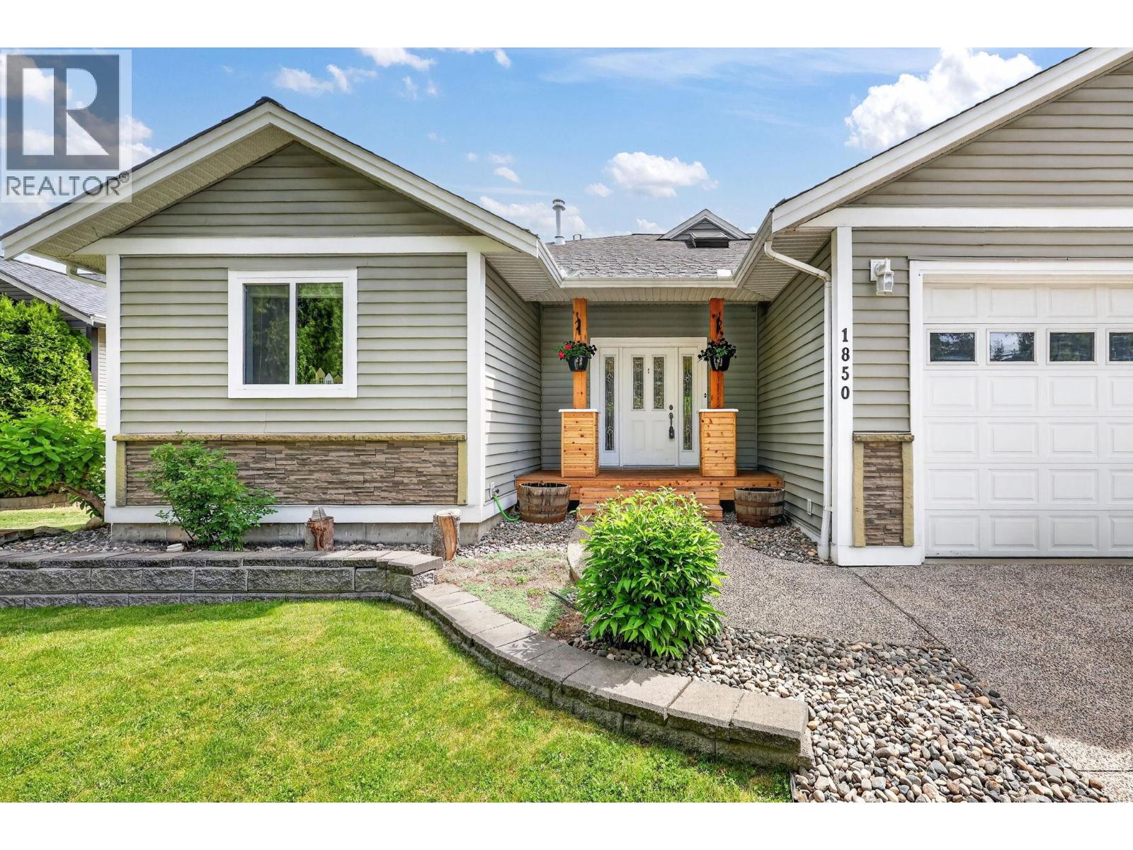 1850 22nd Street NE, salmon arm, British Columbia