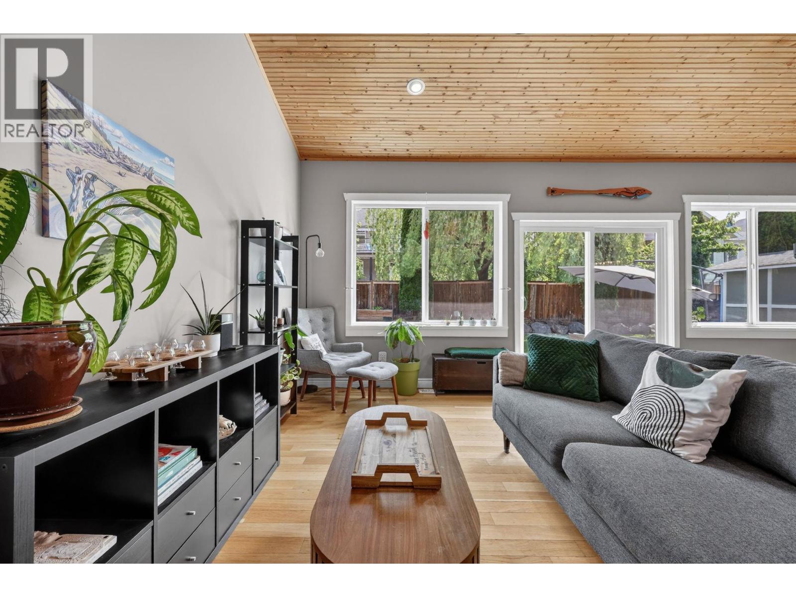 1850 22nd Street Ne, Salmon Arm, British Columbia  V1E 3M9 - Photo 10 - 10388901