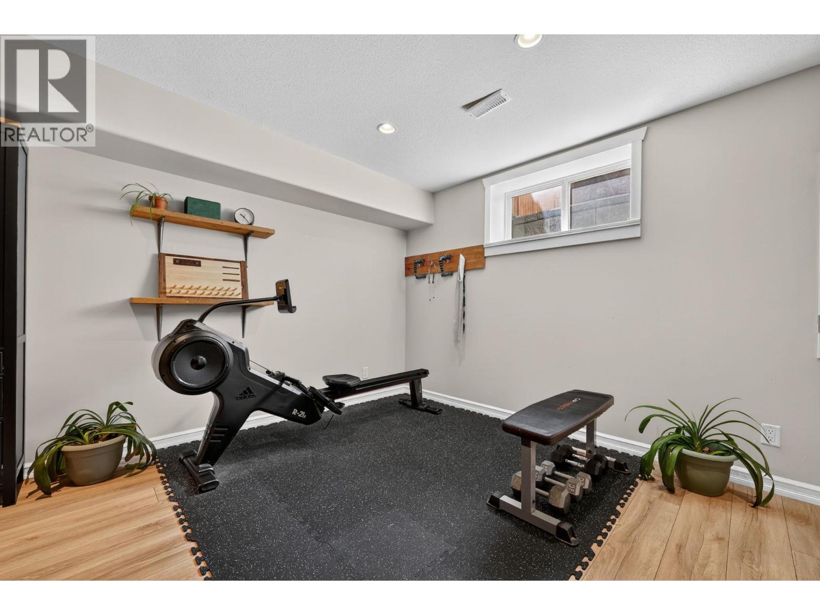 1850 22nd Street Ne, Salmon Arm, British Columbia  V1E 3M9 - Photo 34 - 10388901
