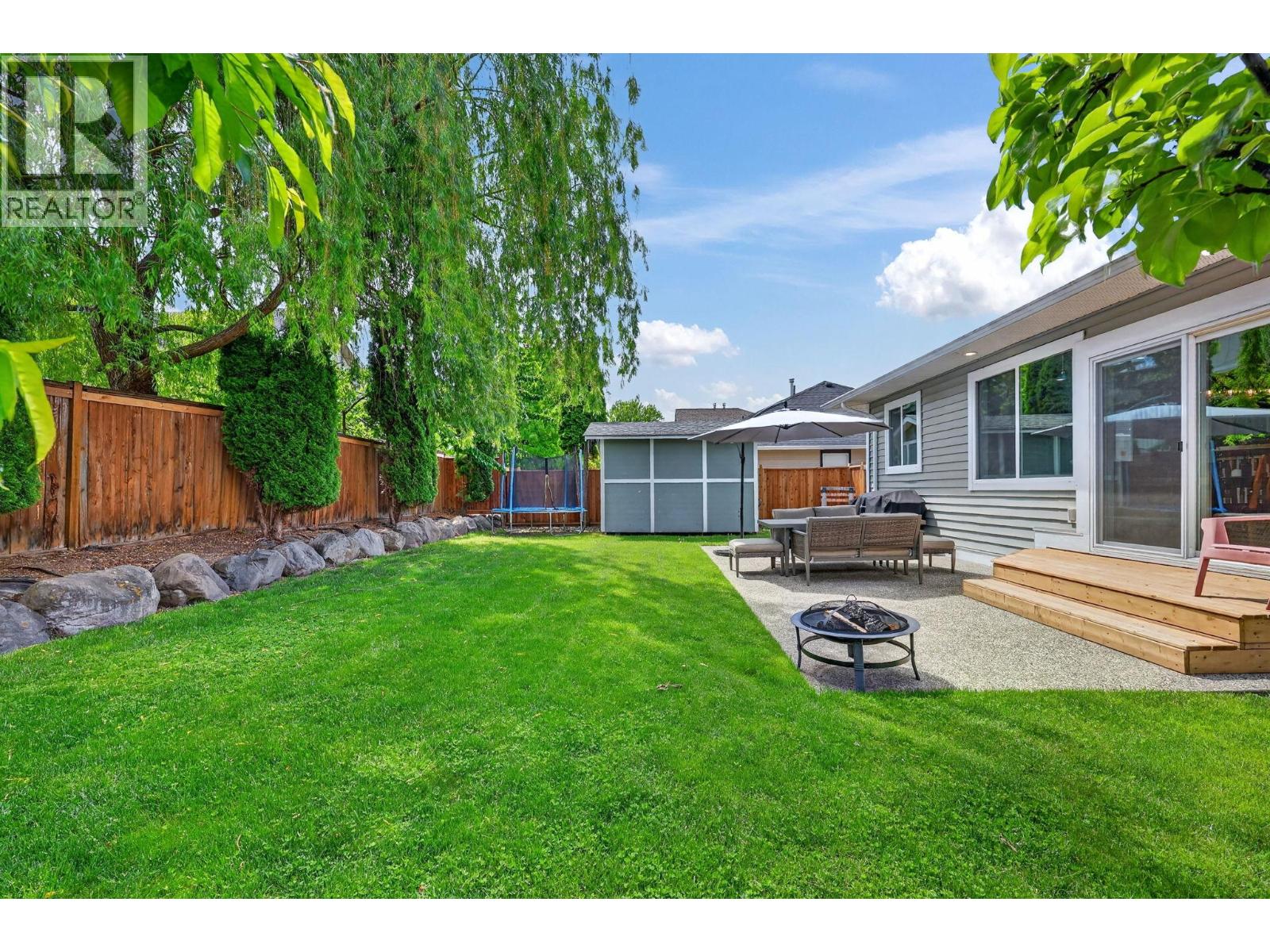 1850 22nd Street Ne, Salmon Arm, British Columbia  V1E 3M9 - Photo 49 - 10388901