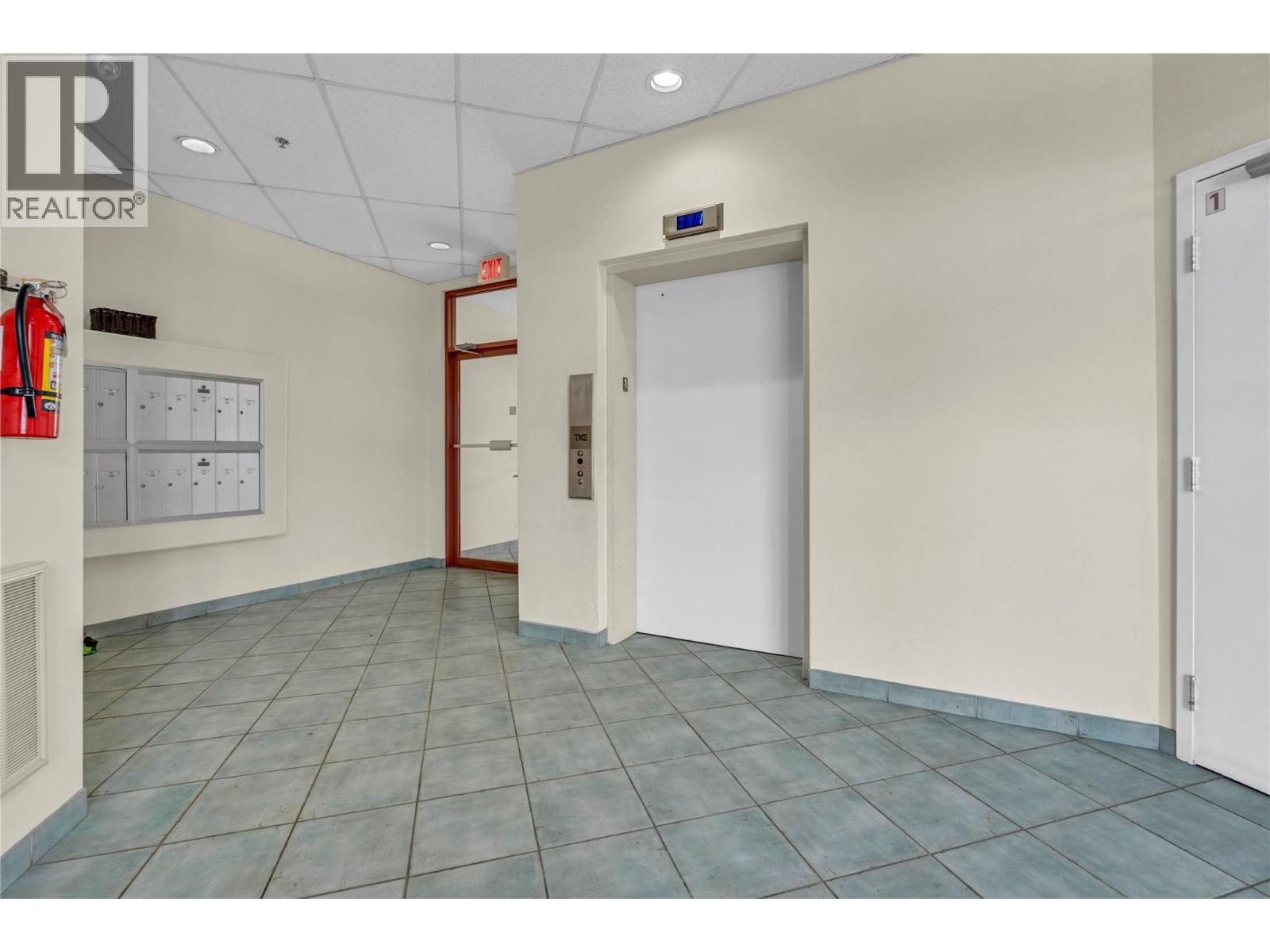 3310 Skaha Lake Road Unit# 306, Penticton, British Columbia  V2A 6G4 - Photo 21 - 10388970