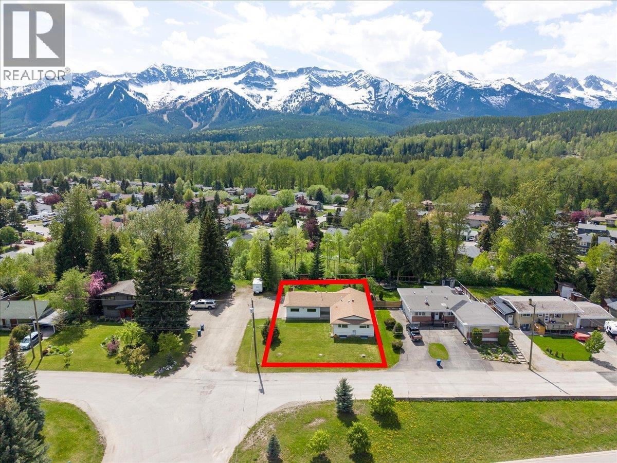 39 Elkview Drive, Fernie, British Columbia  V0B 1M3 - Photo 72 - 10388957