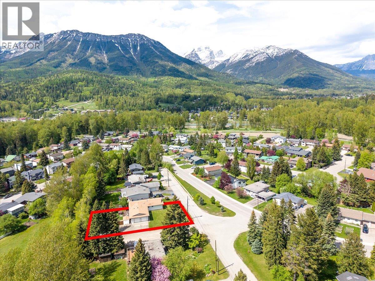39 Elkview Drive, Fernie, British Columbia  V0B 1M3 - Photo 79 - 10388957