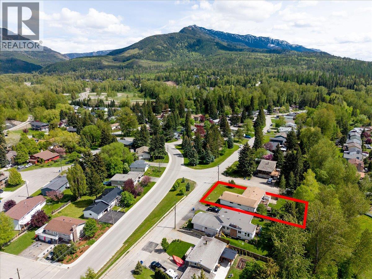 39 Elkview Drive, Fernie, British Columbia  V0B 1M3 - Photo 89 - 10388957