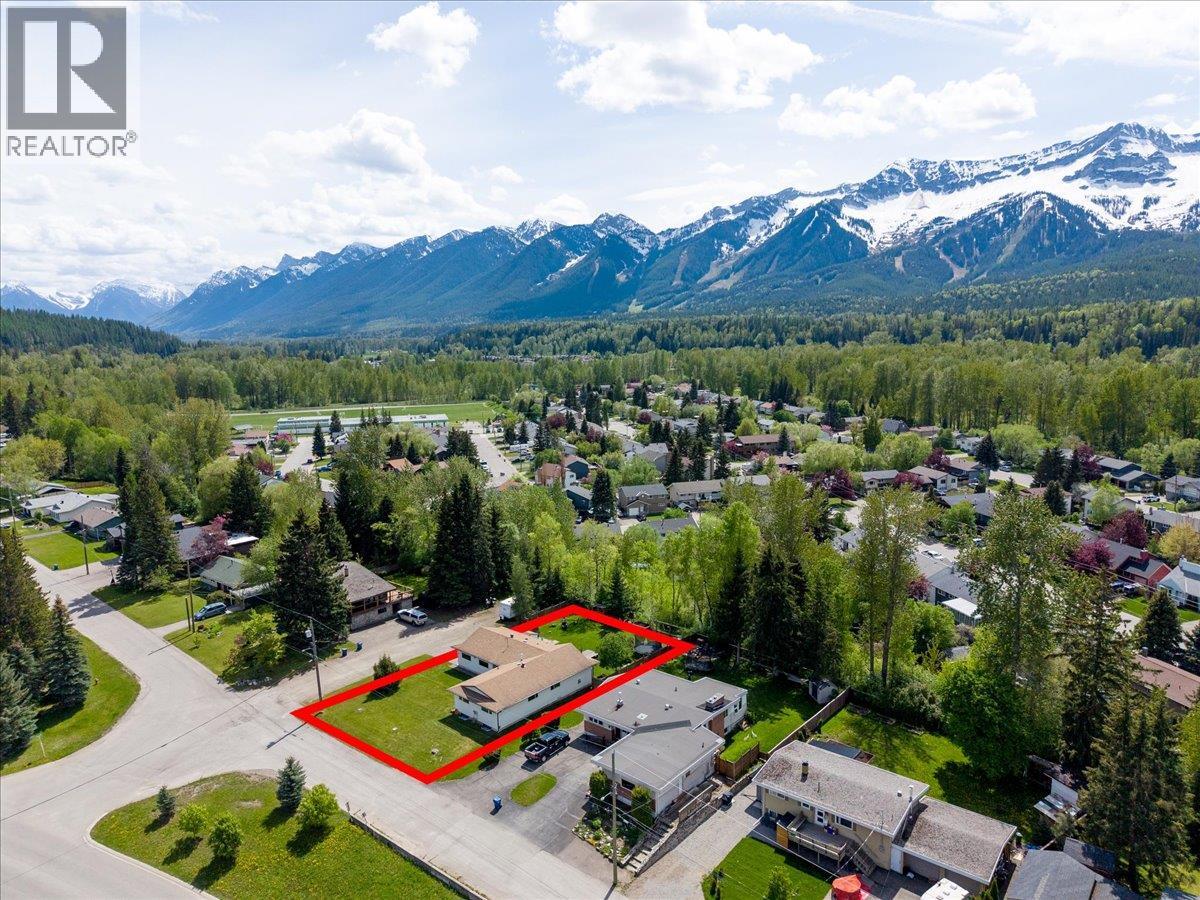 39 Elkview Drive, Fernie, British Columbia  V0B 1M3 - Photo 92 - 10388957