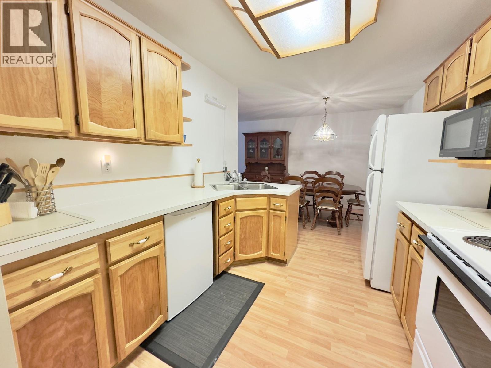298 Yorkton Avenue Unit# 109, Penticton, British Columbia  V2A 3V5 - Photo 3 - 10388892