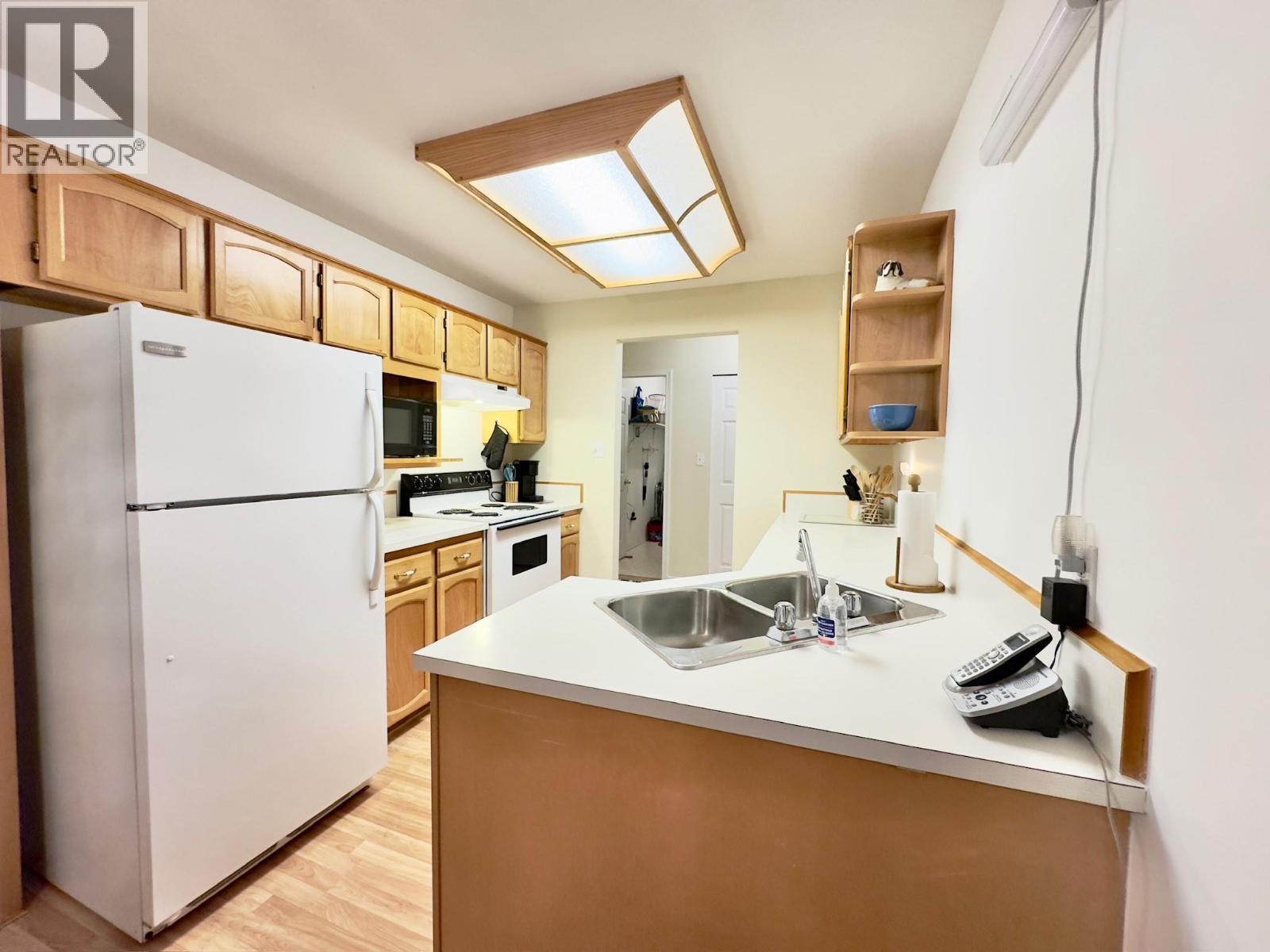 298 Yorkton Avenue Unit# 109, Penticton, British Columbia  V2A 3V5 - Photo 5 - 10388892