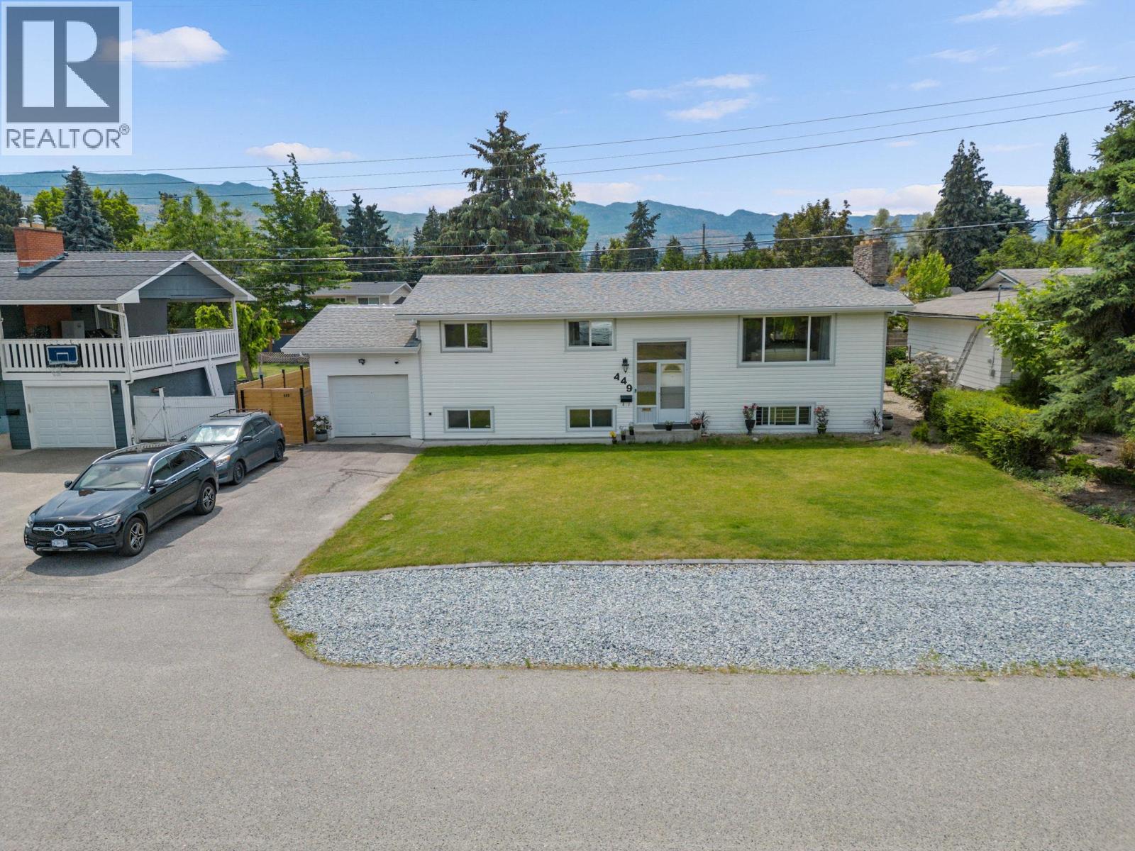 449 Barkley Road, Kelowna, British Columbia  V1W 1E4 - Photo 37 - 10389000