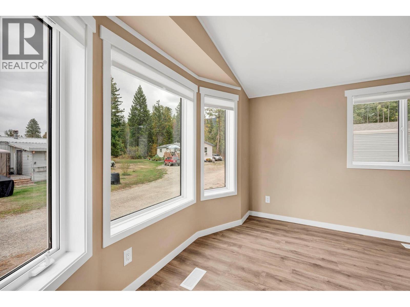 121 Ferry Road Unit# 34, Clearwater, British Columbia  V0E 1N2 - Photo 10 - 10364032