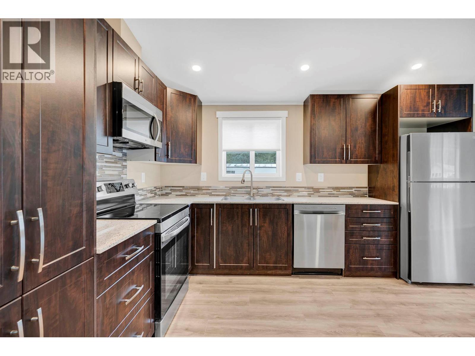 121 Ferry Road Unit# 34, Clearwater, British Columbia  V0E 1N2 - Photo 5 - 10364032