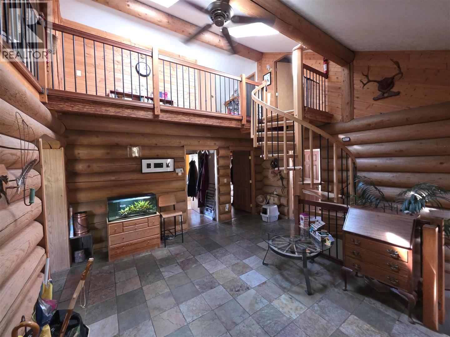 6760 Highway 3, Bridesville, British Columbia  V0H 1B0 - Photo 15 - 10389004