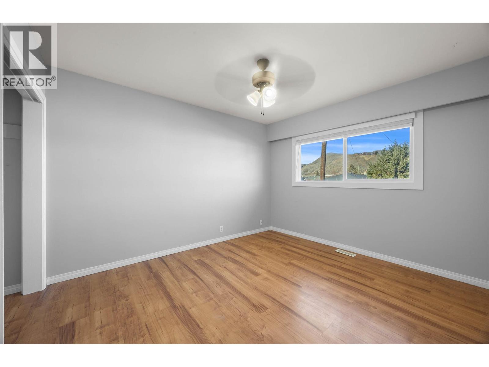 1069 Lethbridge Avenue, Kamloops, British Columbia  V2B 1Y1 - Photo 11 - 10388976