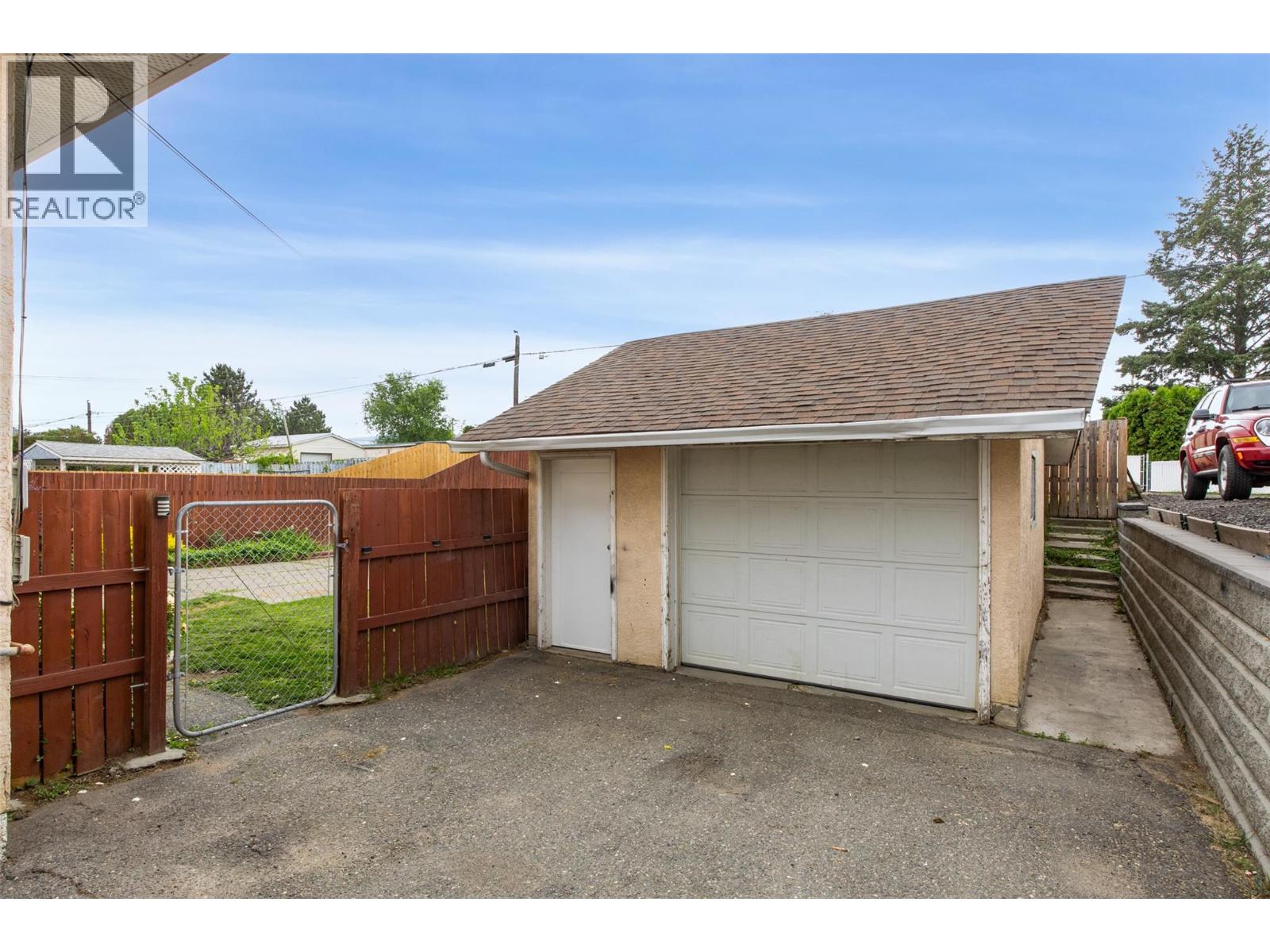 1069 Lethbridge Avenue, Kamloops, British Columbia  V2B 1Y1 - Photo 22 - 10388976