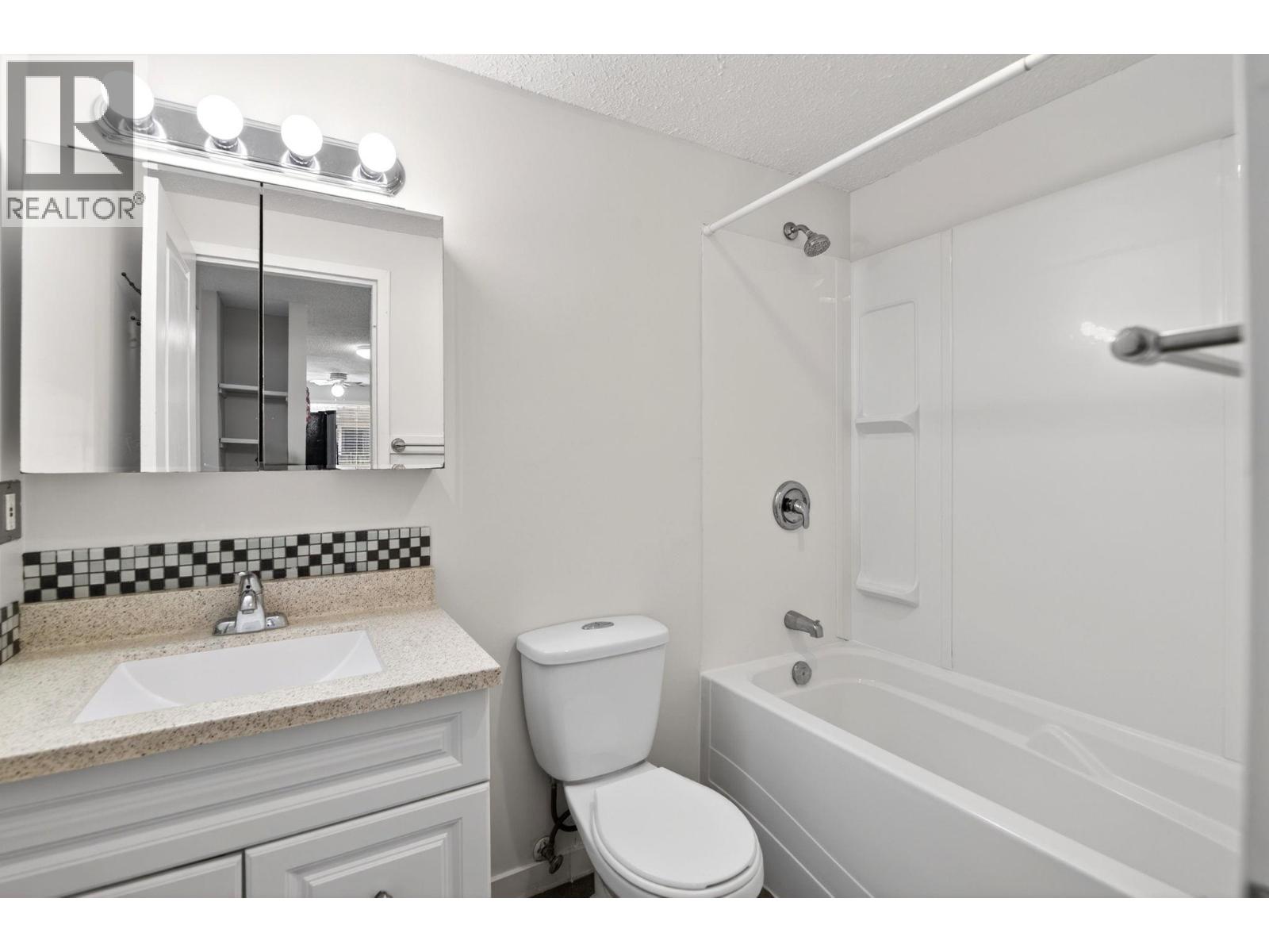 625 Rowcliffe Avenue Unit# 108, Kelowna, British Columbia  V1Y 5Y8 - Photo 15 - 10388941