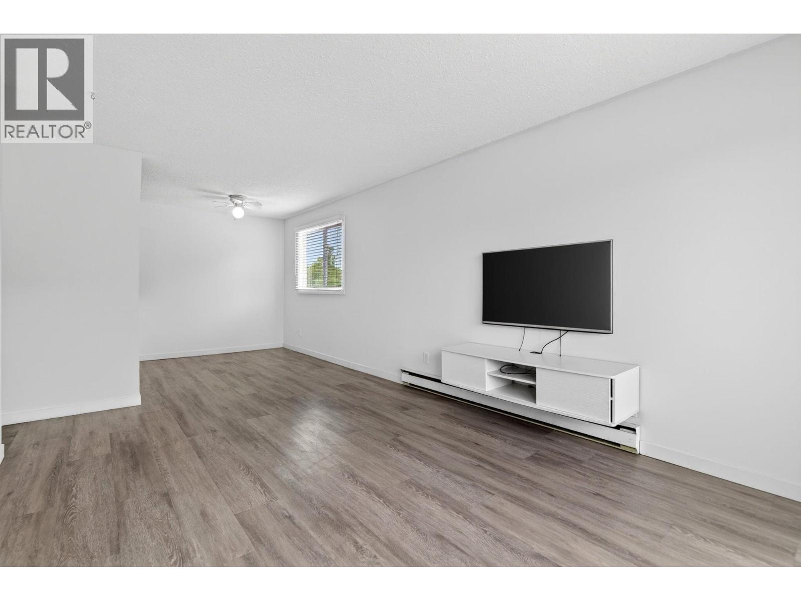 625 Rowcliffe Avenue Unit# 108, Kelowna, British Columbia  V1Y 5Y8 - Photo 8 - 10388941