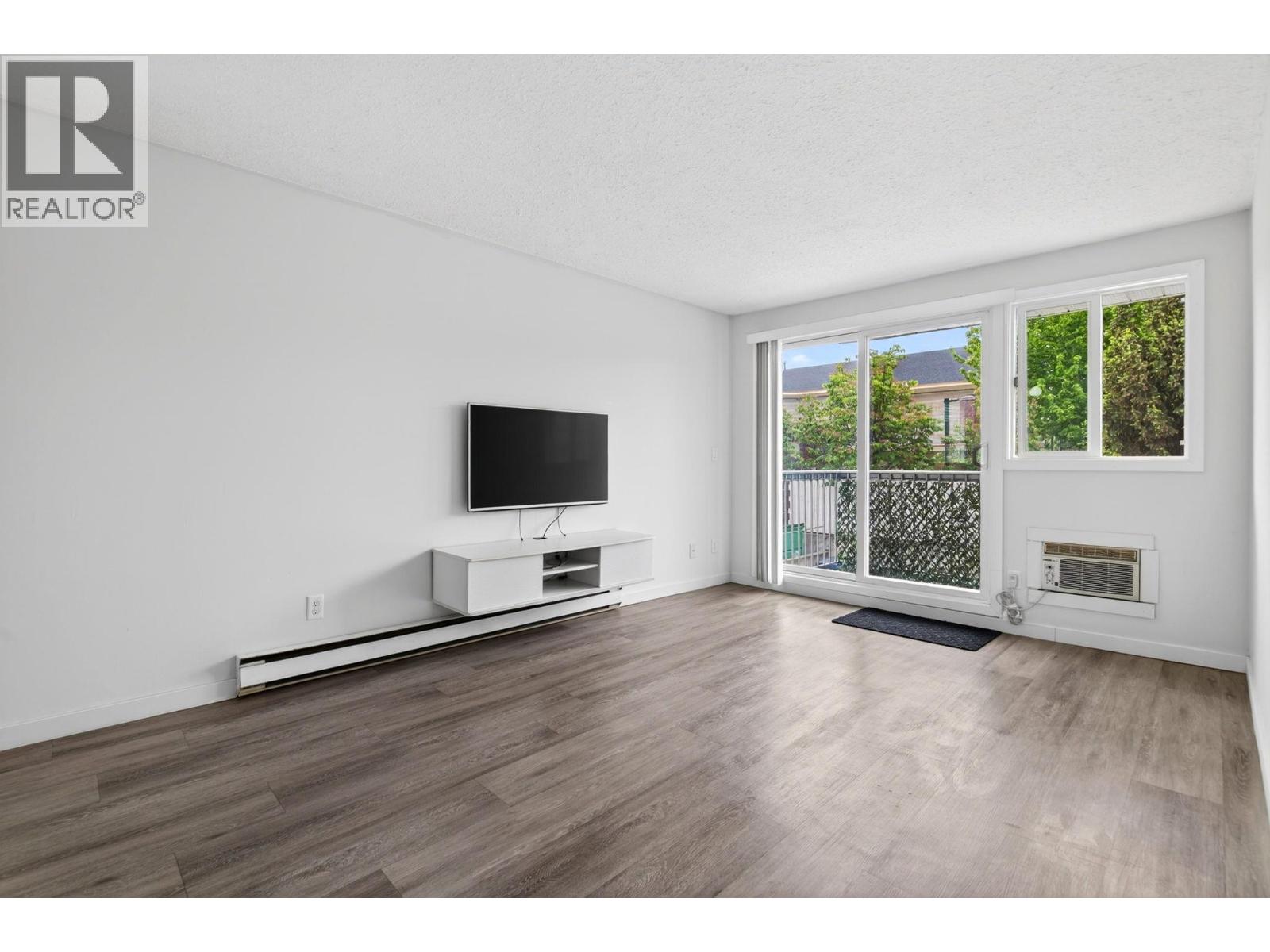 625 Rowcliffe Avenue Unit# 108, Kelowna, British Columbia  V1Y 5Y8 - Photo 9 - 10388941