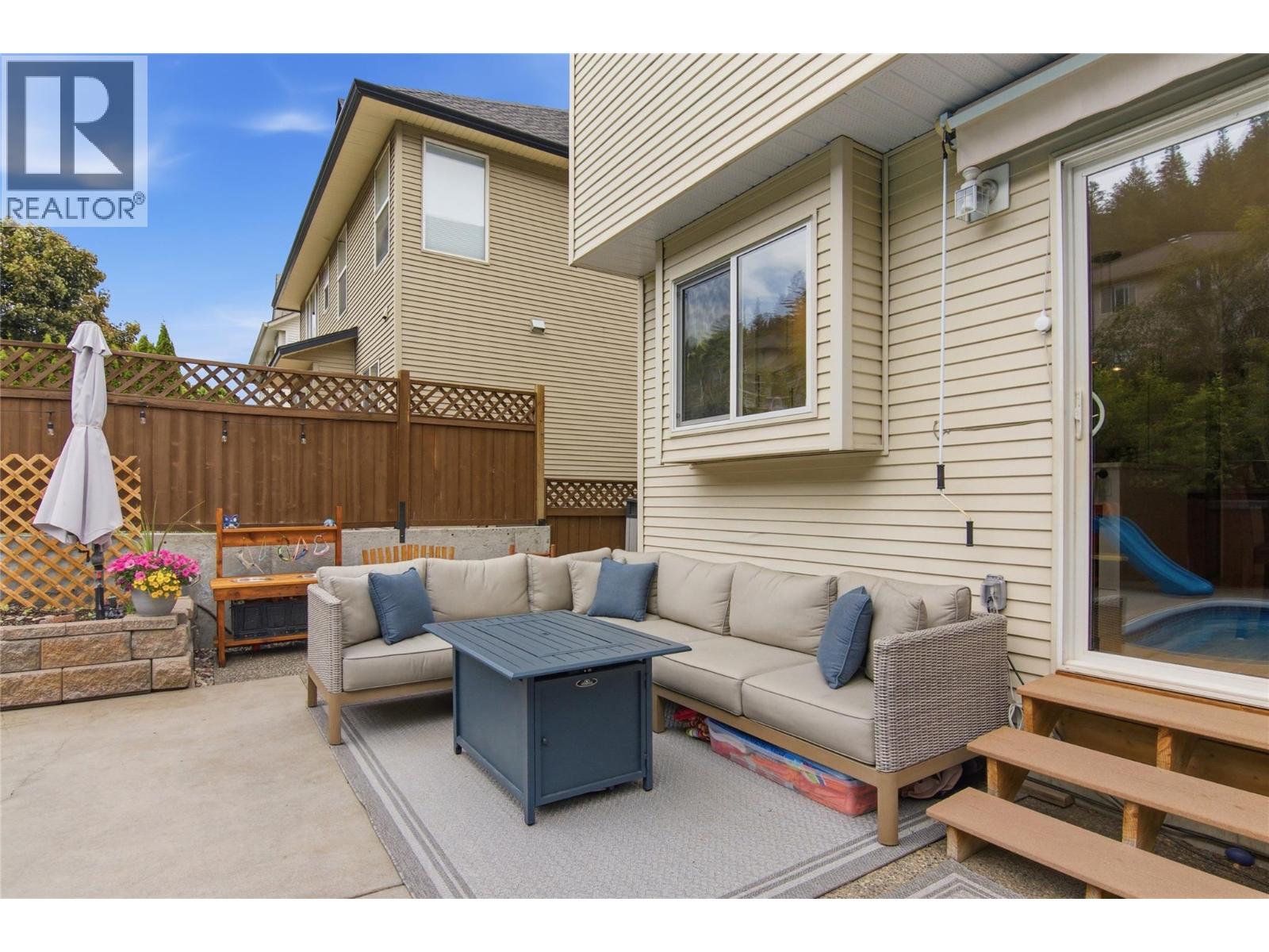 1986 Snowberry Crescent, Kamloops, British Columbia  V1S 1Z7 - Photo 6 - 10389008