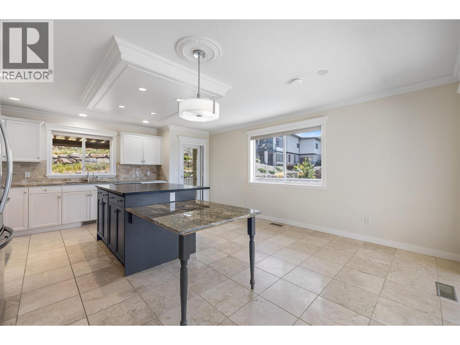 295 Raven Drive, Kelowna, British Columbia  V1W 4T6 - Photo 13 - 10388542