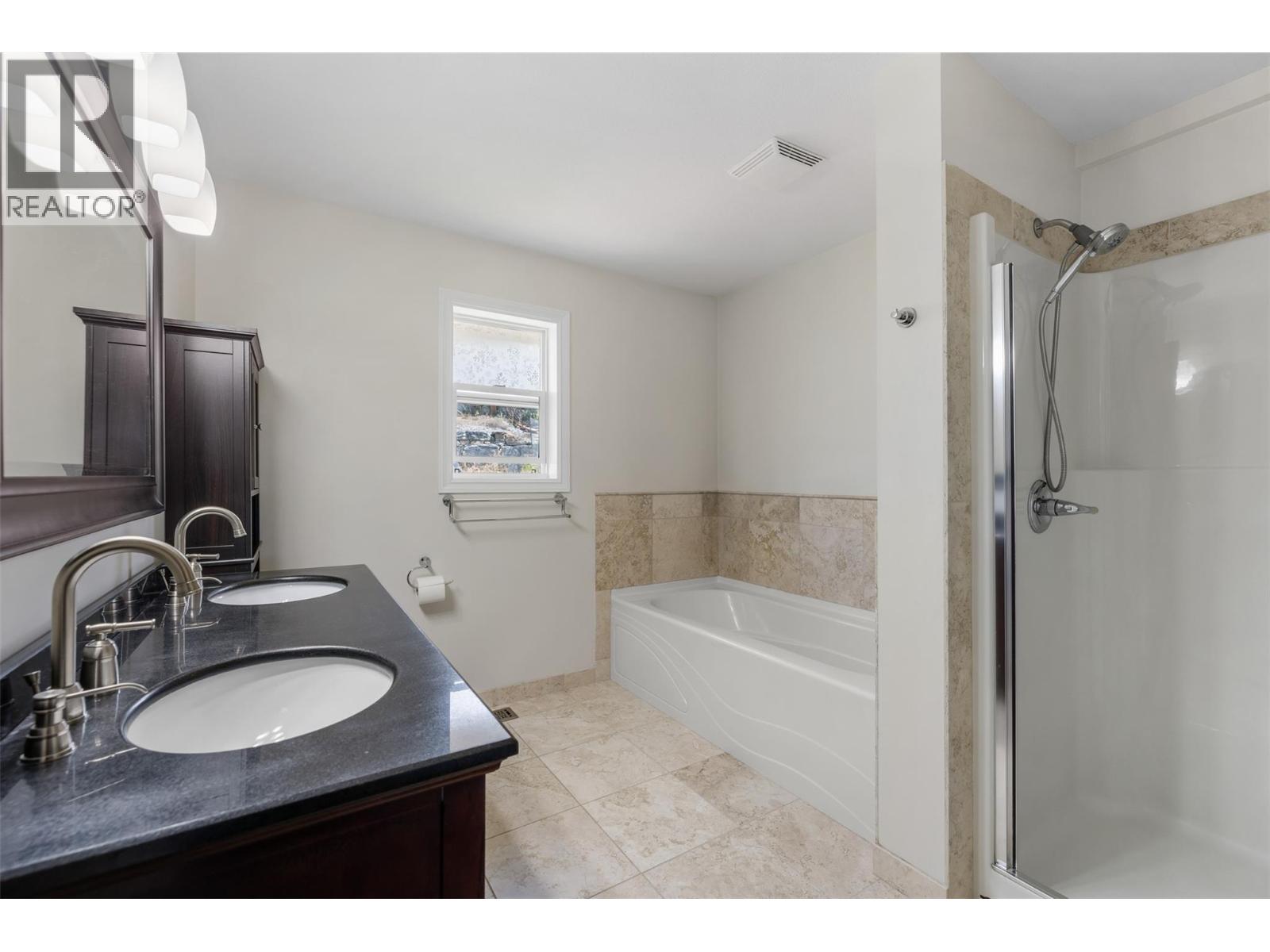 295 Raven Drive, Kelowna, British Columbia  V1W 4T6 - Photo 23 - 10388542