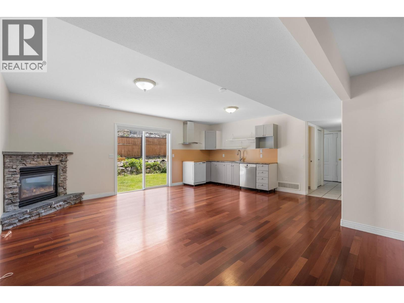 295 Raven Drive, Kelowna, British Columbia  V1W 4T6 - Photo 28 - 10388542