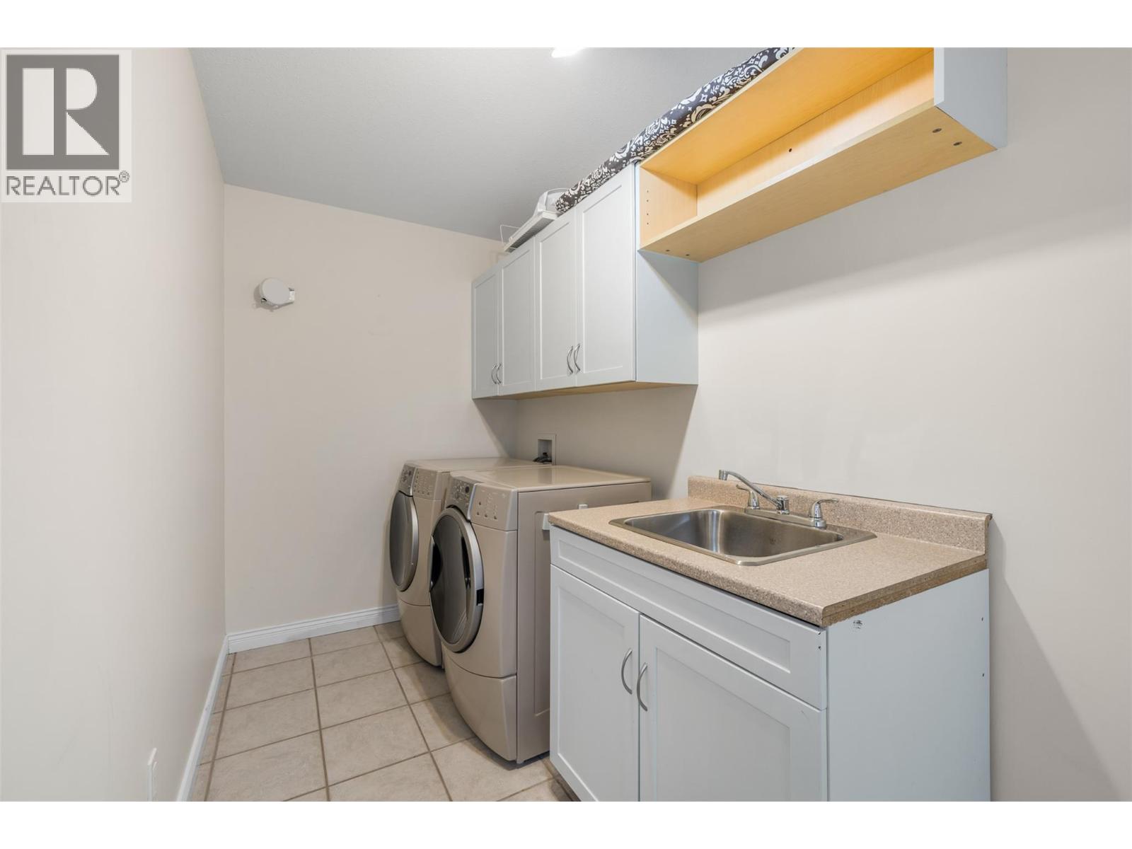 295 Raven Drive, Kelowna, British Columbia  V1W 4T6 - Photo 35 - 10388542