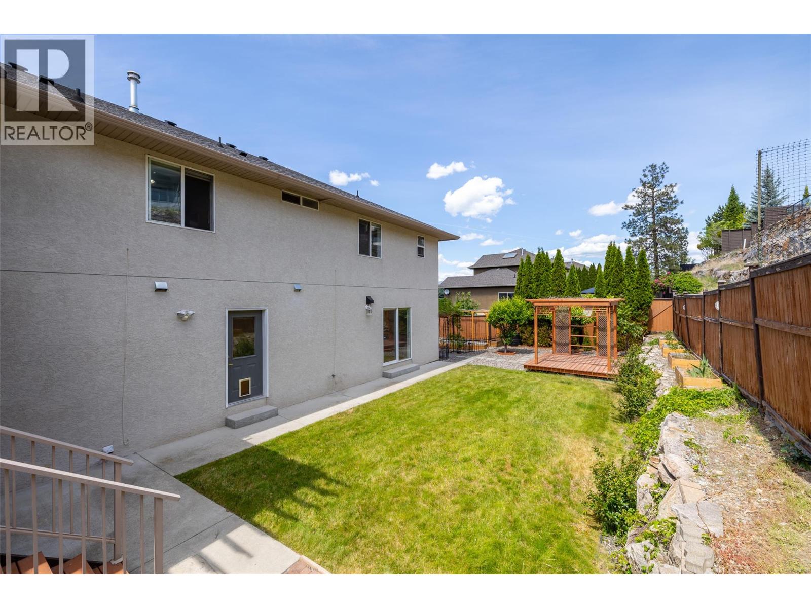 295 Raven Drive, Kelowna, British Columbia  V1W 4T6 - Photo 38 - 10388542