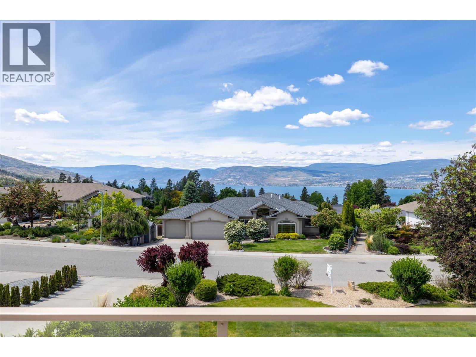 295 Raven Drive, Kelowna, British Columbia  V1W 4T6 - Photo 4 - 10388542