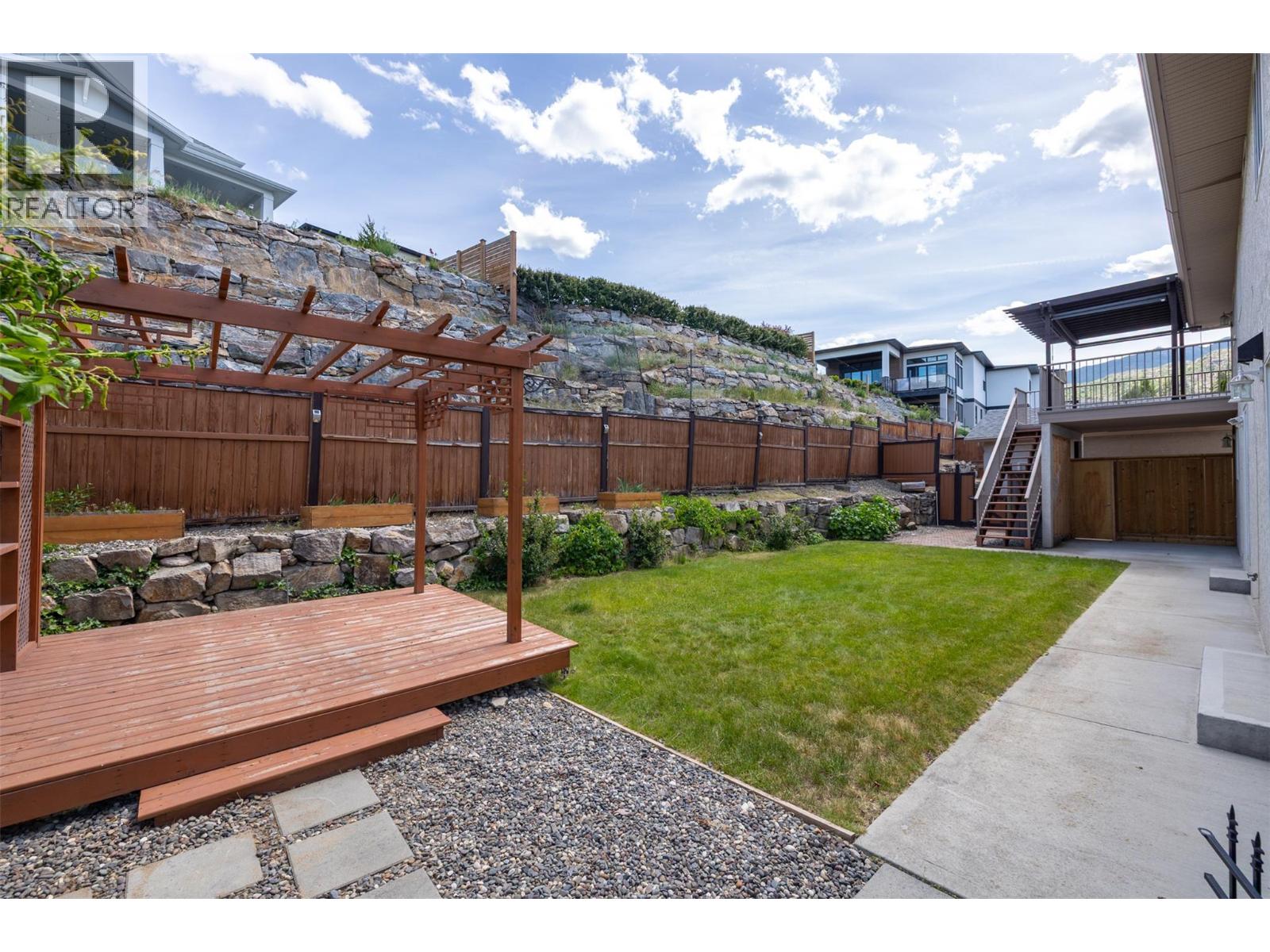 295 Raven Drive, Kelowna, British Columbia  V1W 4T6 - Photo 40 - 10388542
