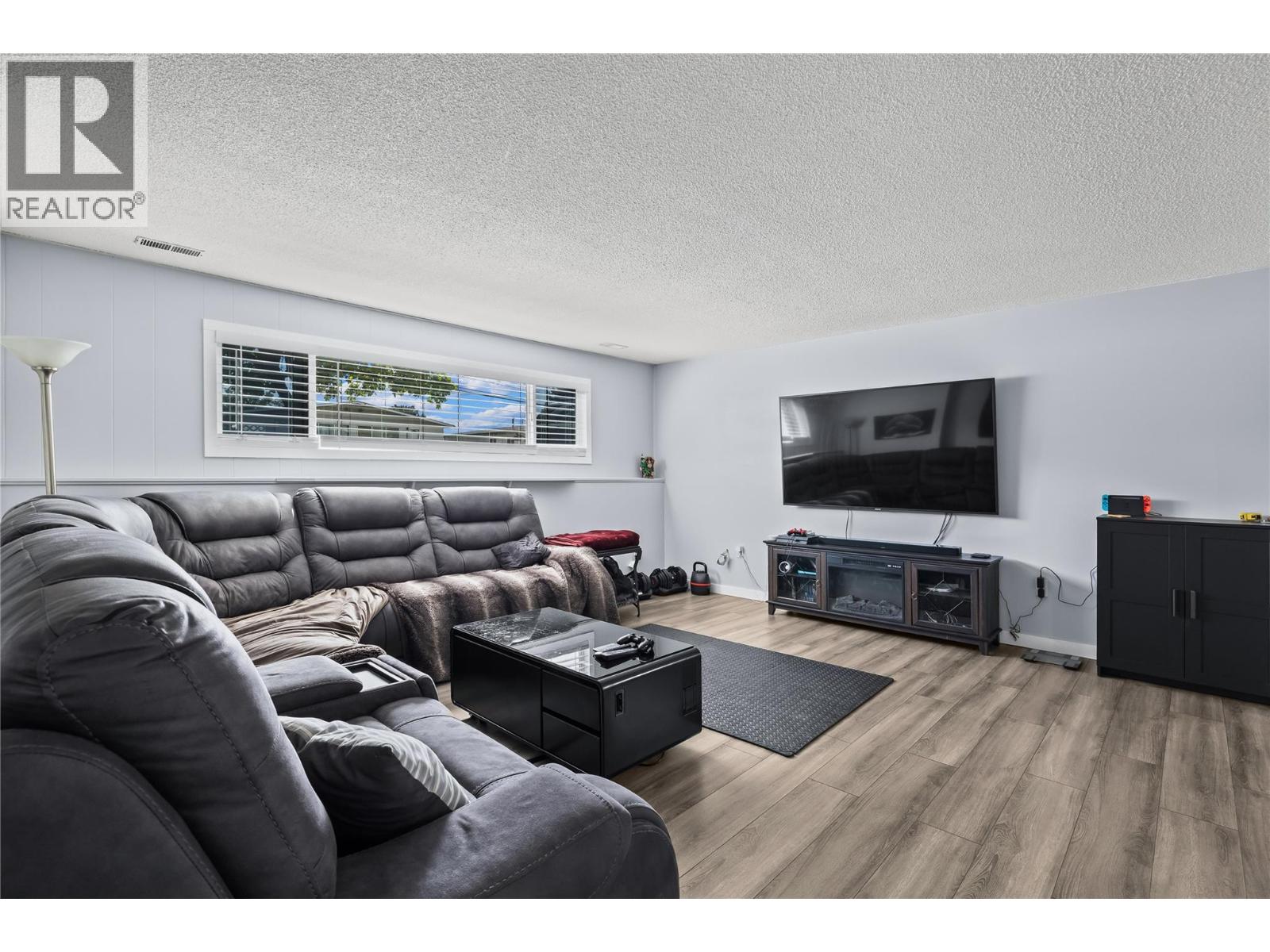240 Bach Road, Kelowna, British Columbia  V1X 2K6 - Photo 22 - 10388702