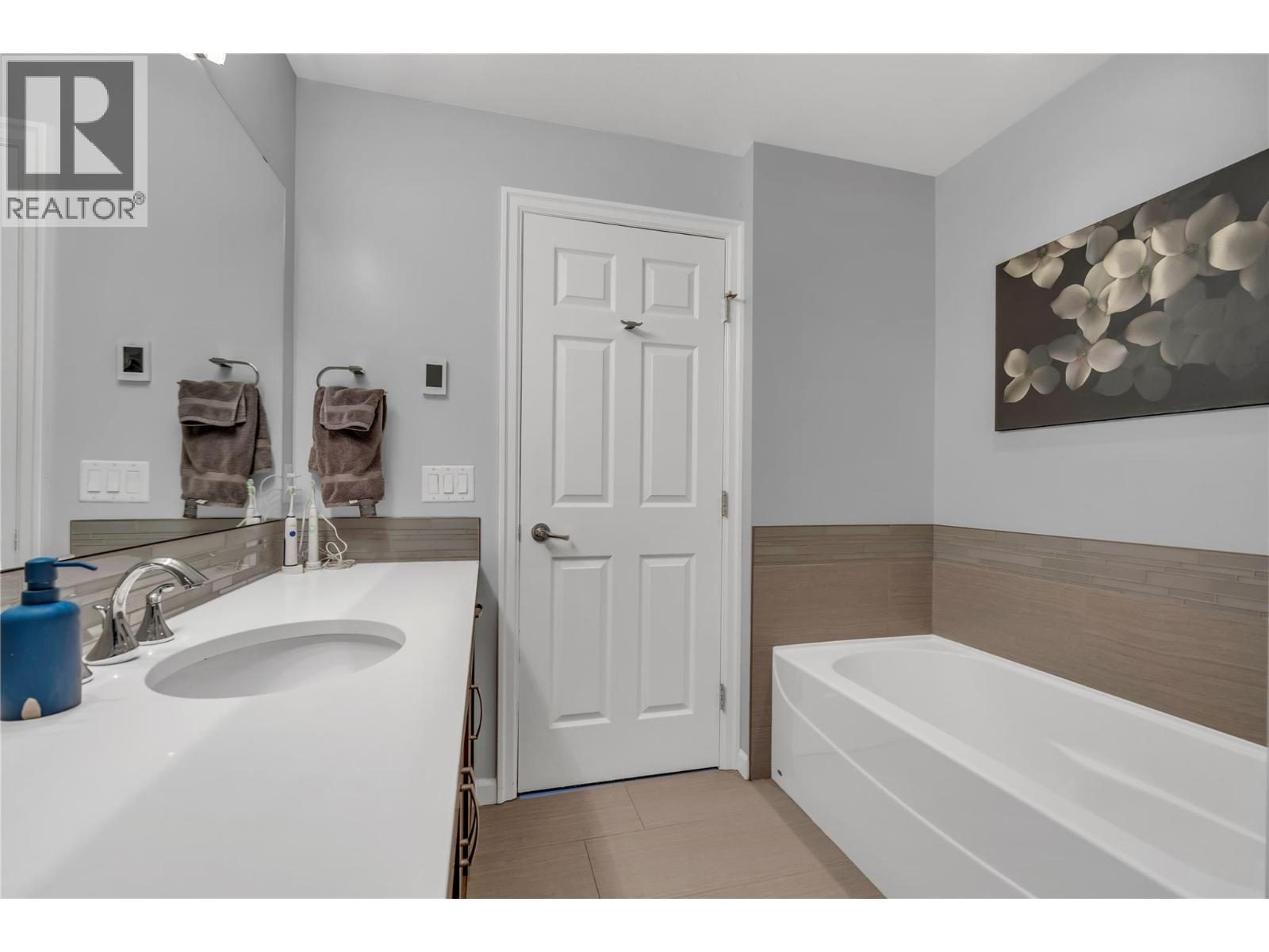 3589 Skaha Lake Road Unit# 406, Penticton, British Columbia  V2A 7K2 - Photo 24 - 10388373