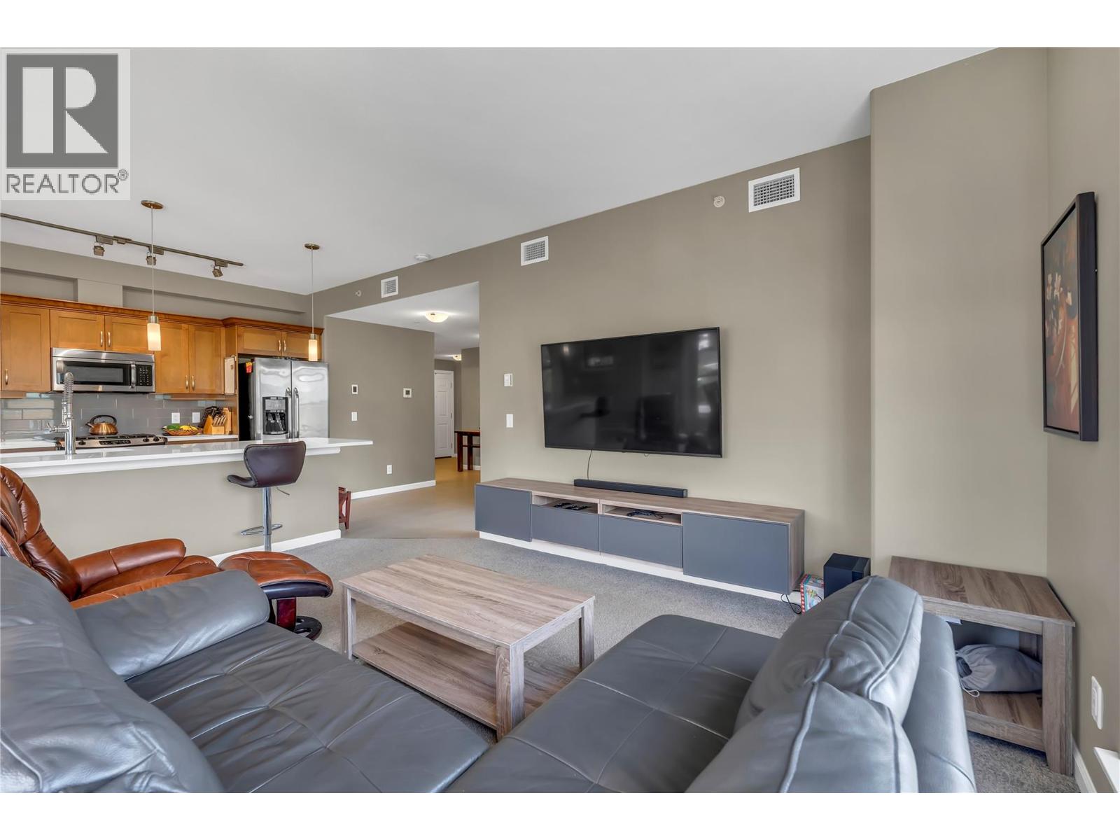 3589 Skaha Lake Road Unit# 406, Penticton, British Columbia  V2A 7K2 - Photo 5 - 10388373