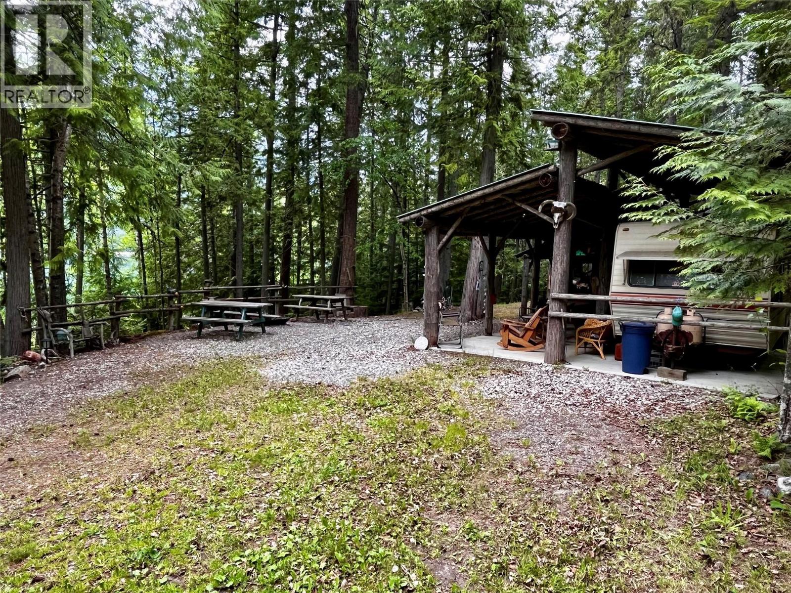 5851 Hwy 6 Highway, Burton, British Columbia  V0G 1R0 - Photo 29 - 10387933