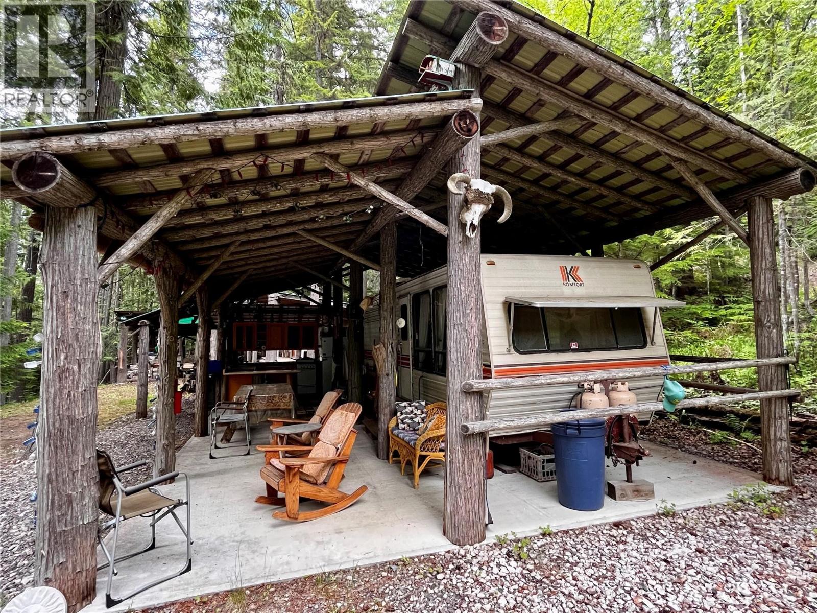 5851 Hwy 6 Highway, Burton, British Columbia  V0G 1R0 - Photo 30 - 10387933