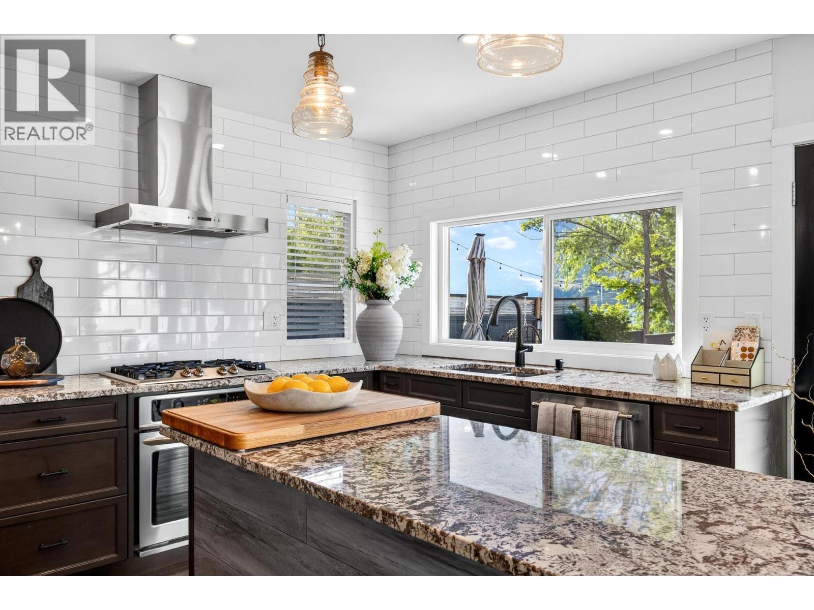 832 Manhattan Drive, Kelowna, British Columbia  V1Y 1H5 - Photo 11 - 10388969