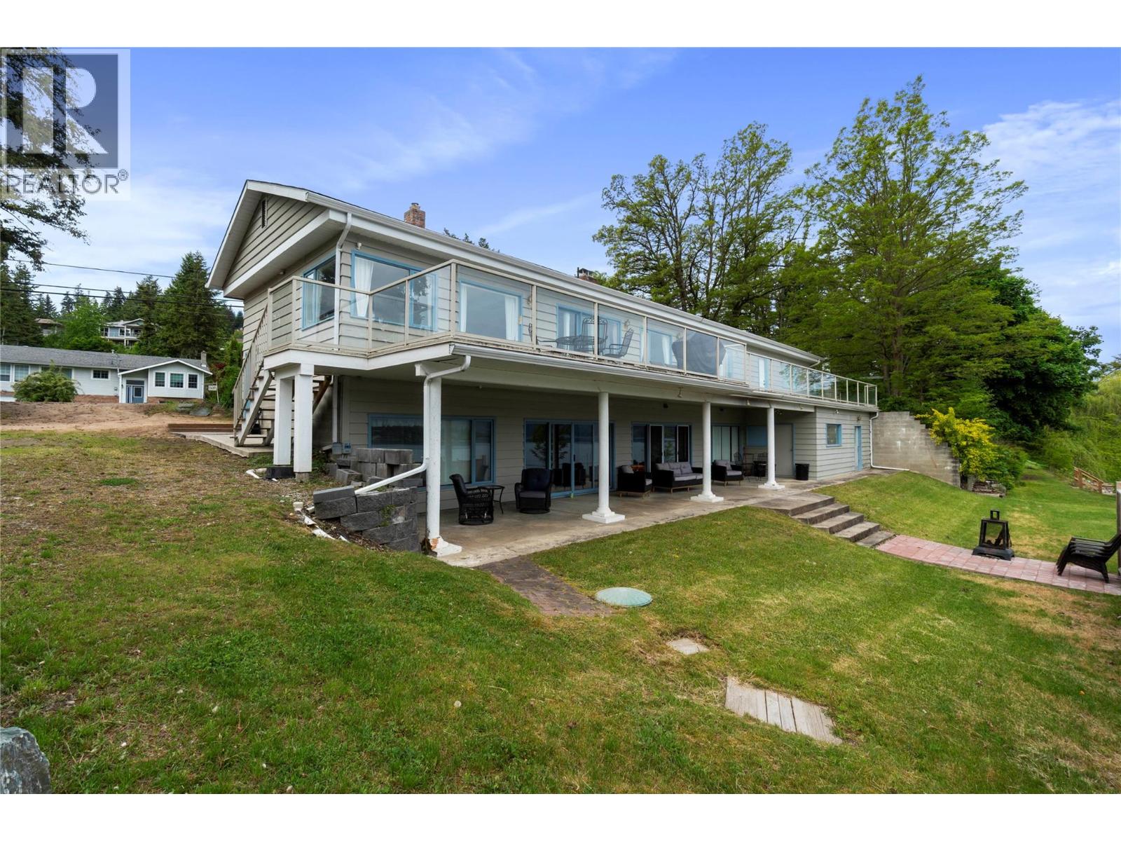 2437 Blind Bay Road, Blind Bay, British Columbia  V0E 1H1 - Photo 2 - 10387563
