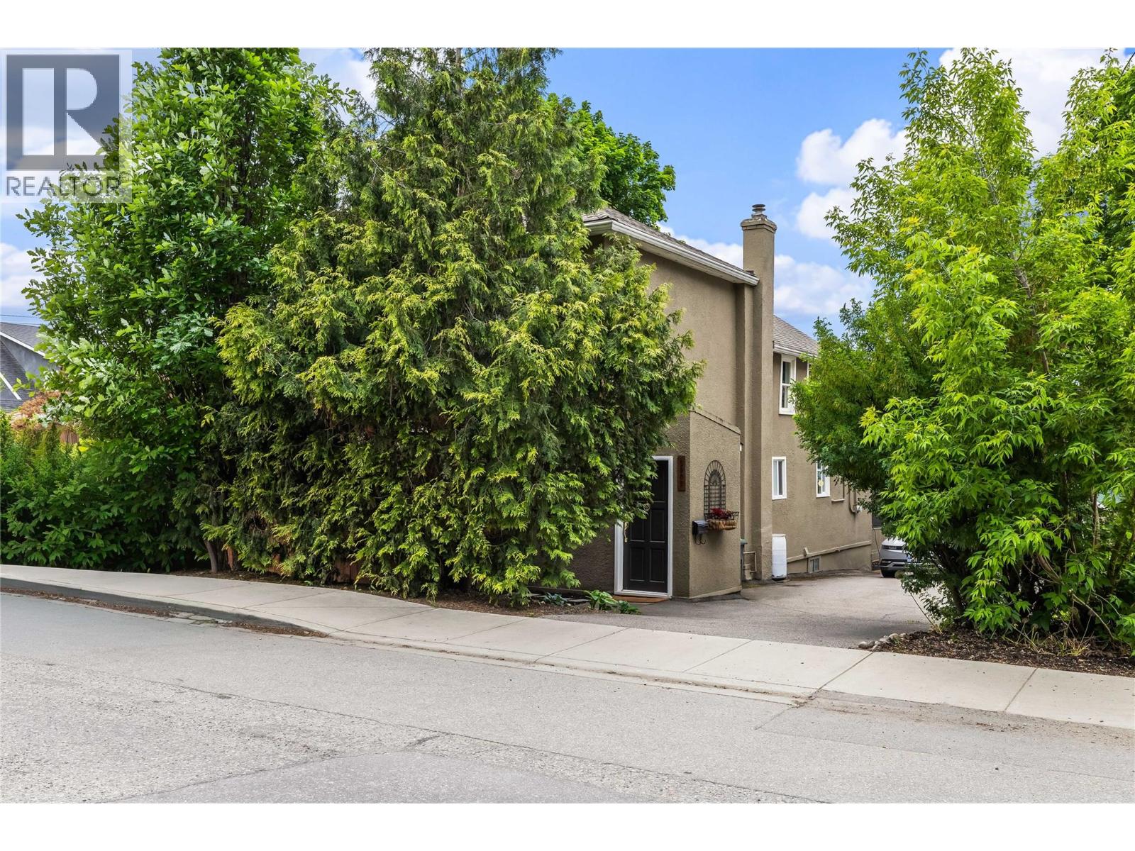 3002 25 Street, Vernon, British Columbia  V1T 4R1 - Photo 3 - 10388759