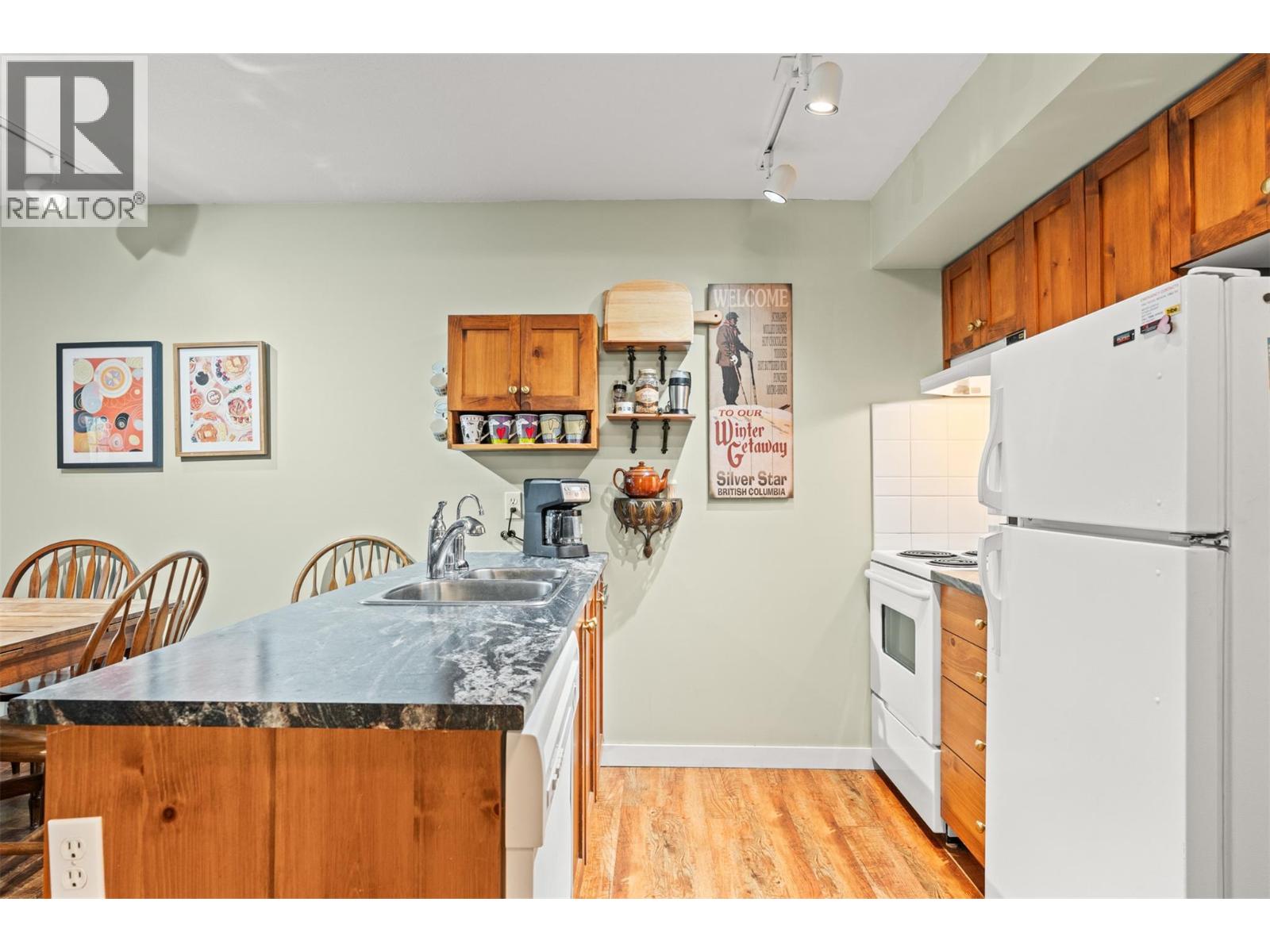 155 Silver Lode Lane Unit# 256, Vernon, British Columbia  V1B 3M1 - Photo 6 - 10389020