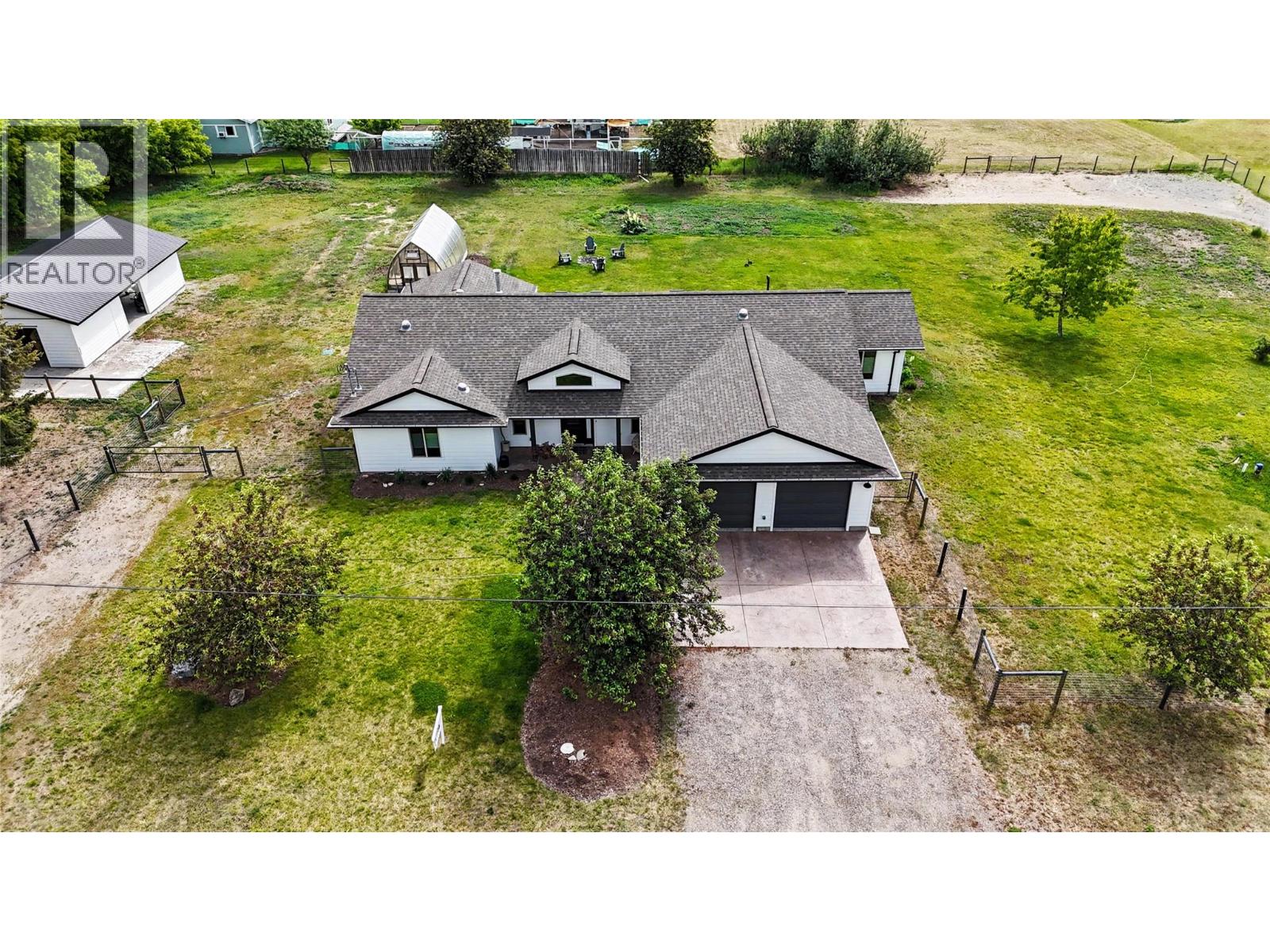 8170 Plotnikoff Road, grand forks, British Columbia