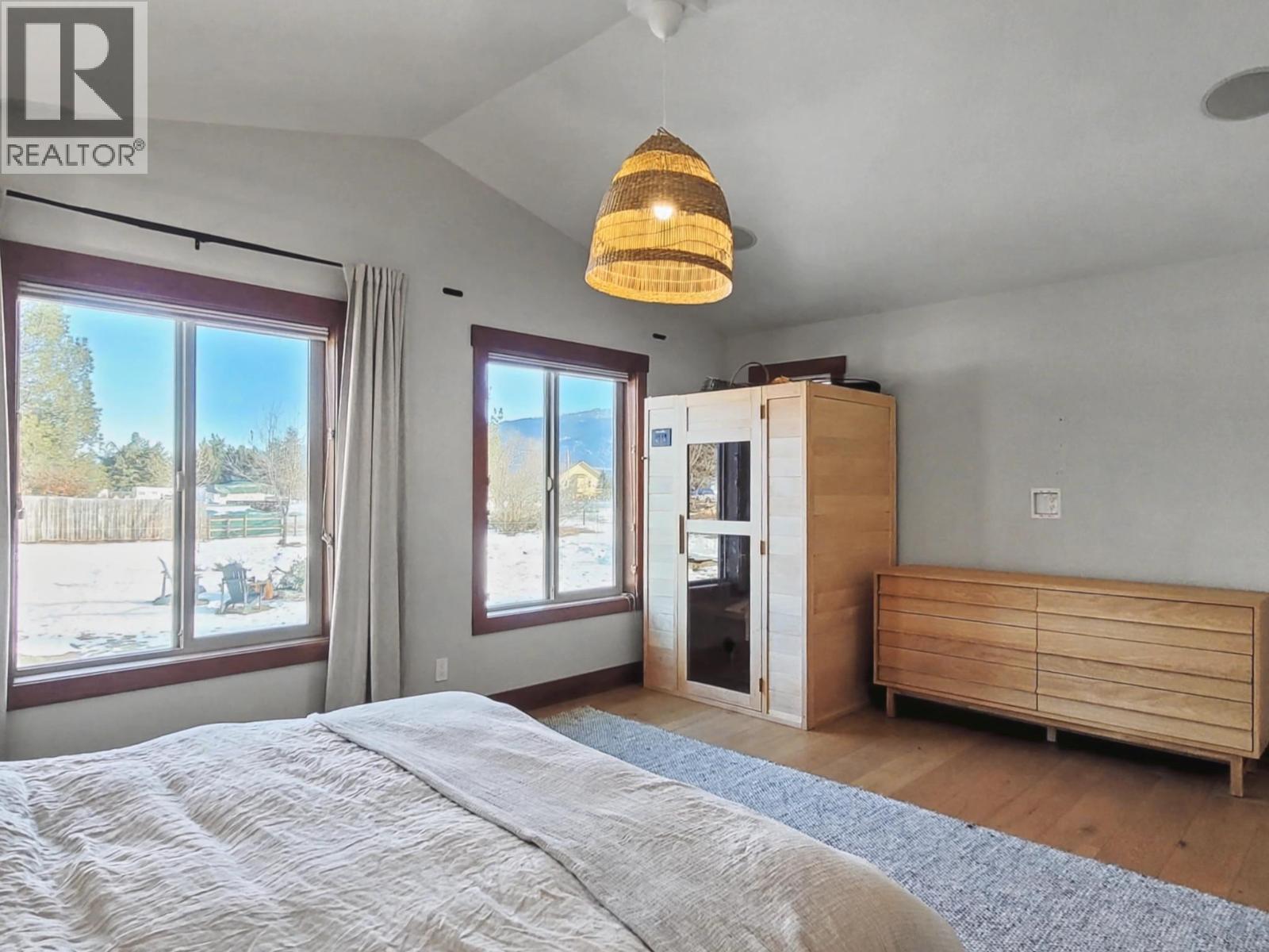 8170 Plotnikoff Road, Grand Forks, British Columbia  V0H 1H2 - Photo 25 - 10389046