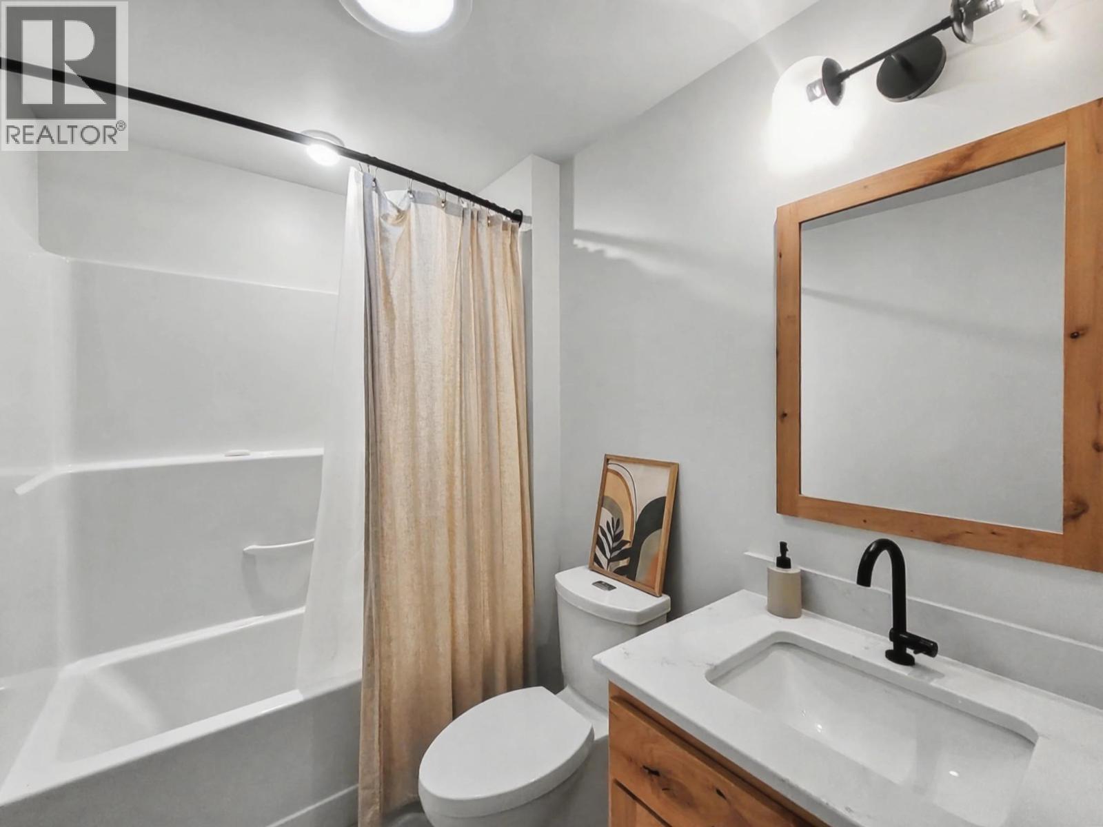 8170 Plotnikoff Road, Grand Forks, British Columbia  V0H 1H2 - Photo 44 - 10389046