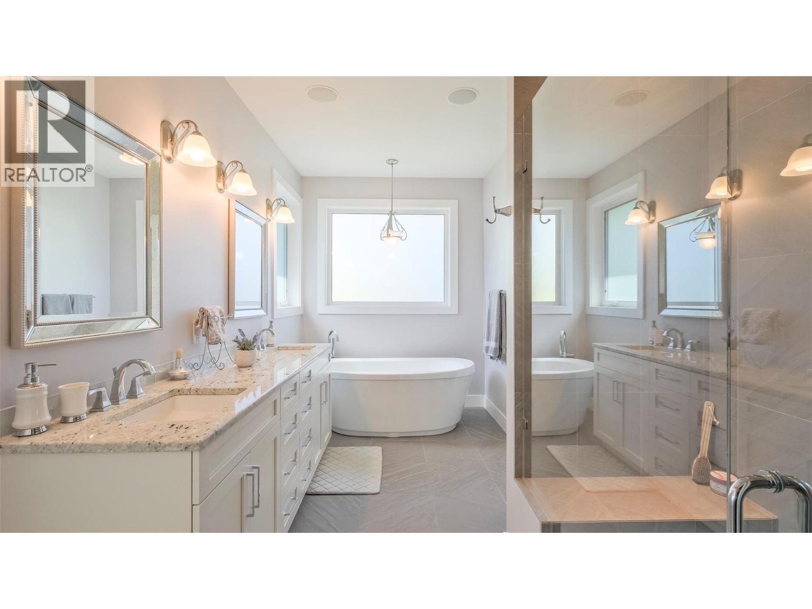 593 Harrogate Lane, Kelowna, British Columbia  V1V 3A5 - Photo 10 - 10388971