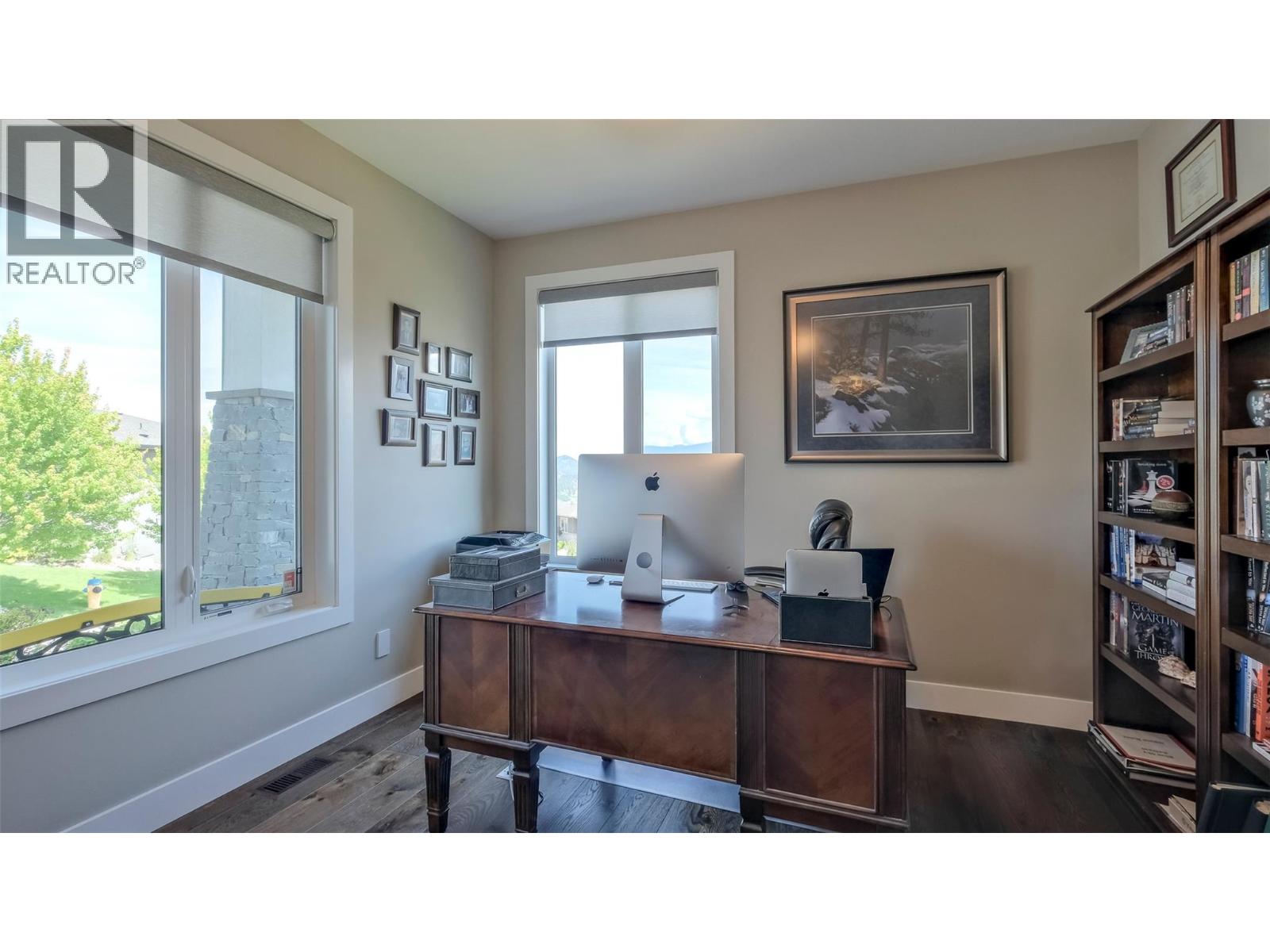 593 Harrogate Lane, Kelowna, British Columbia  V1V 3A5 - Photo 12 - 10388971