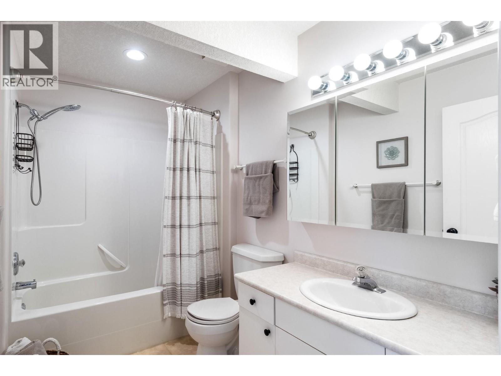 7701 Okanagan Landing Road Unit# 18, Vernon, British Columbia  V1H 1L3 - Photo 25 - 10389050